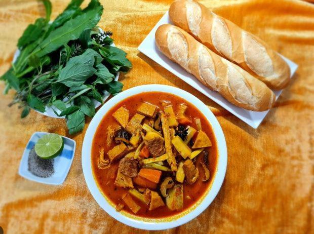 Scenic Valley With Free Breakfast, Free Massage, Discount Supermarket Ho Chi Minh City
