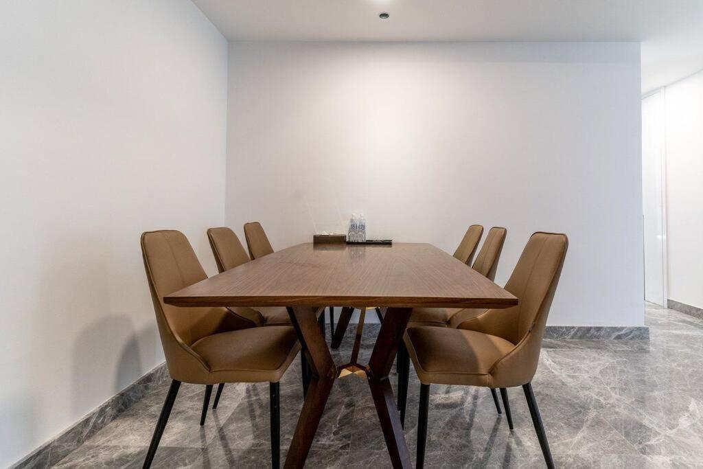 The Rixx Terrific Apartment@d1/pool/gym/sauna/kids Apartment Ho Chi Minh City
