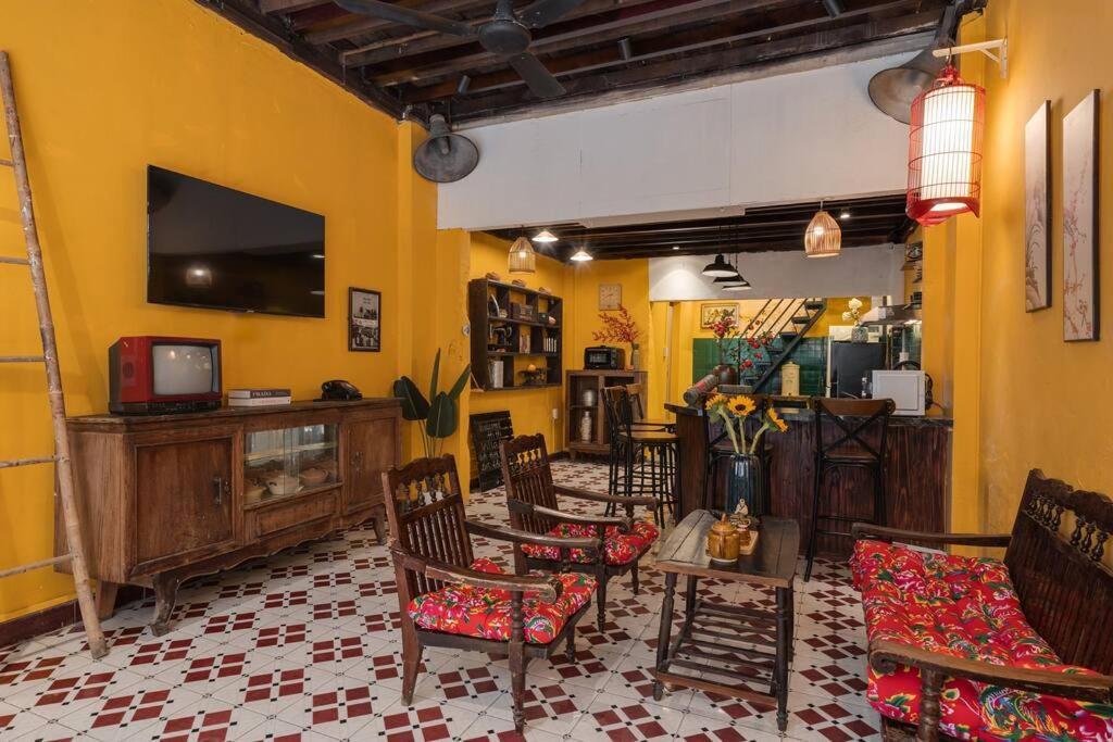 Ben Thanh Vietnamese Cultural House By Ssens Homes Holiday home *