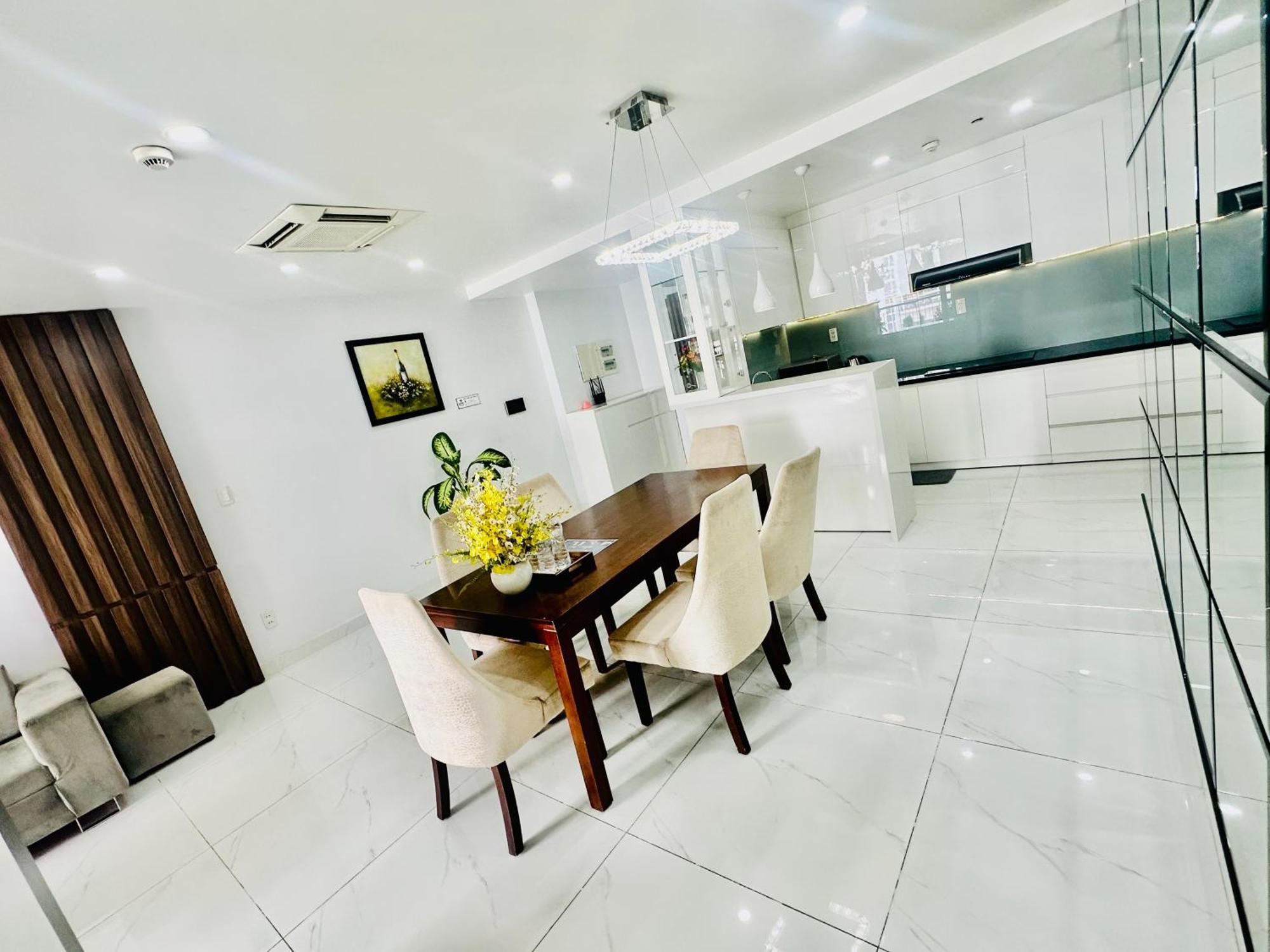 Scenic Valley Aparthotel 5*
