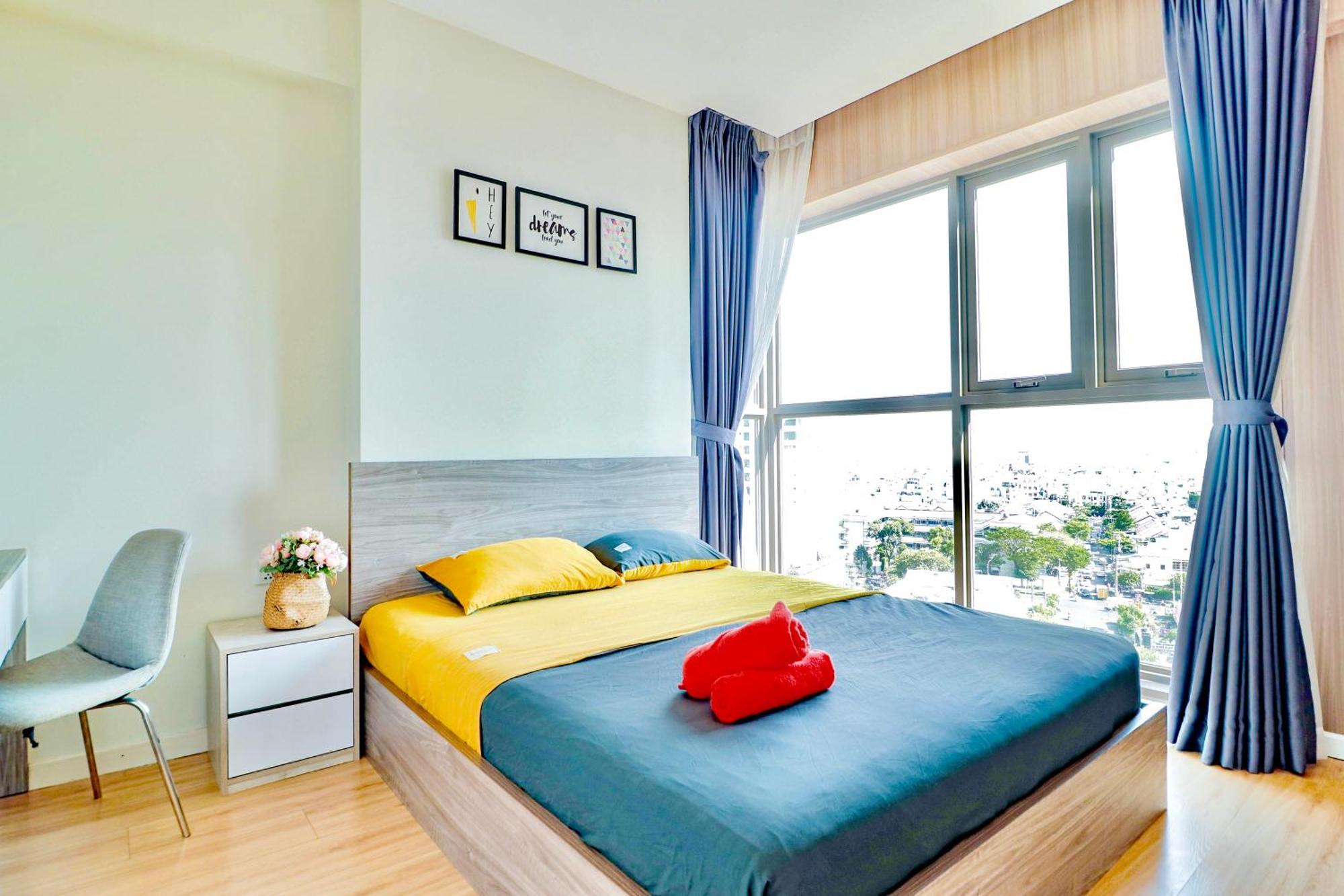 Soho Spacious Aparts, Location *