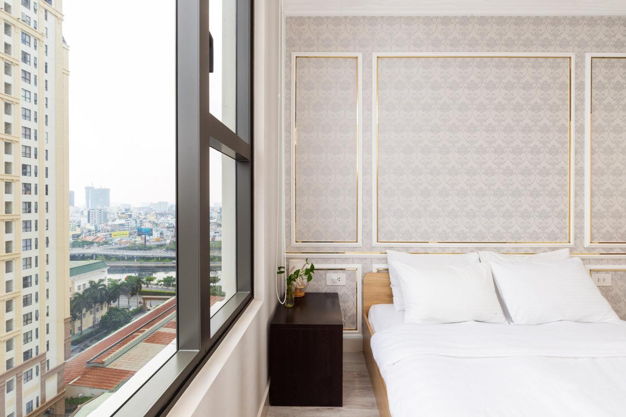 Ct Royal At Saigon Centre Apartment