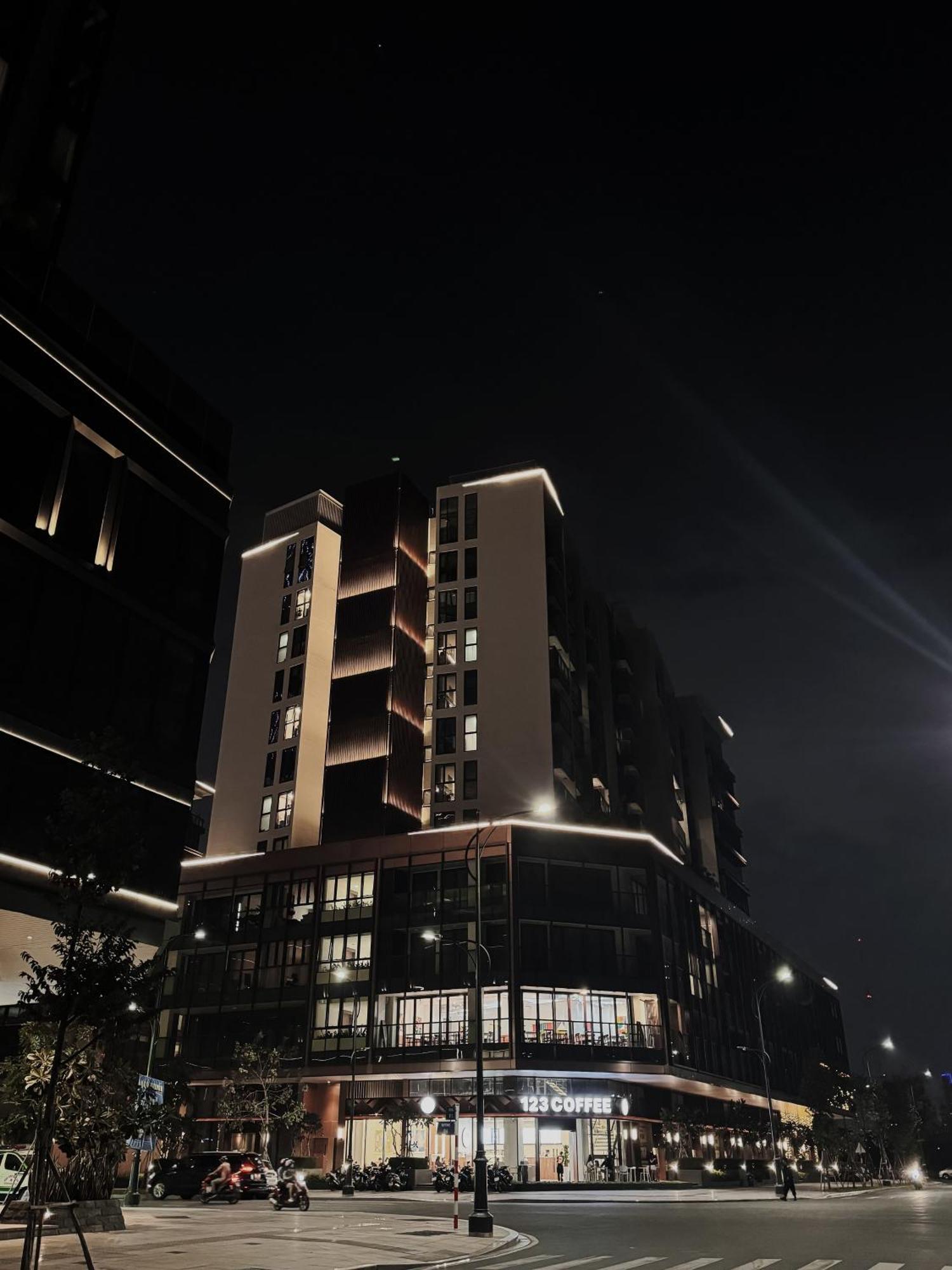Apartment Metropole Thu Thiem Luxury *
