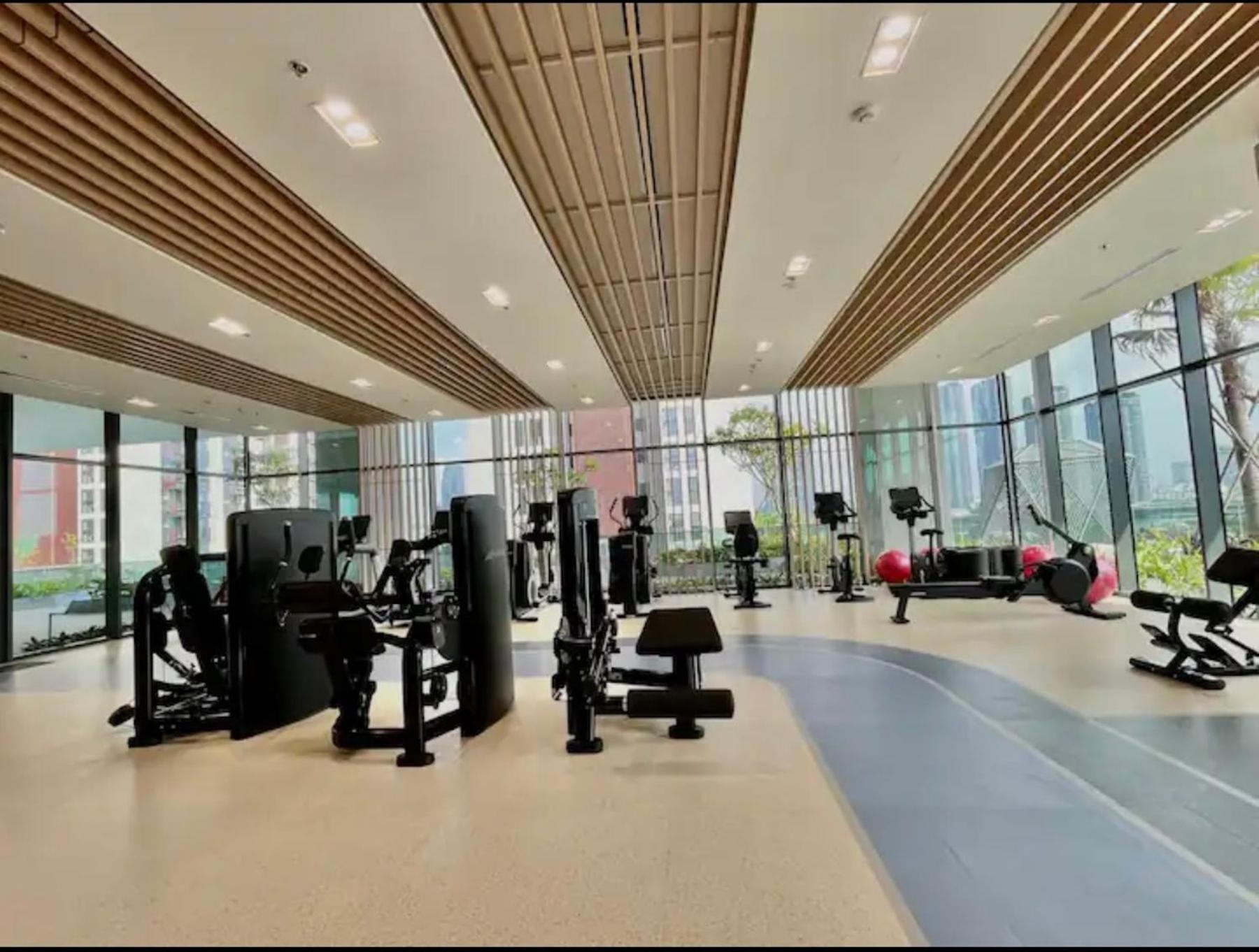 The Plus Metropole Apartment Cental City Nice View Apartment *