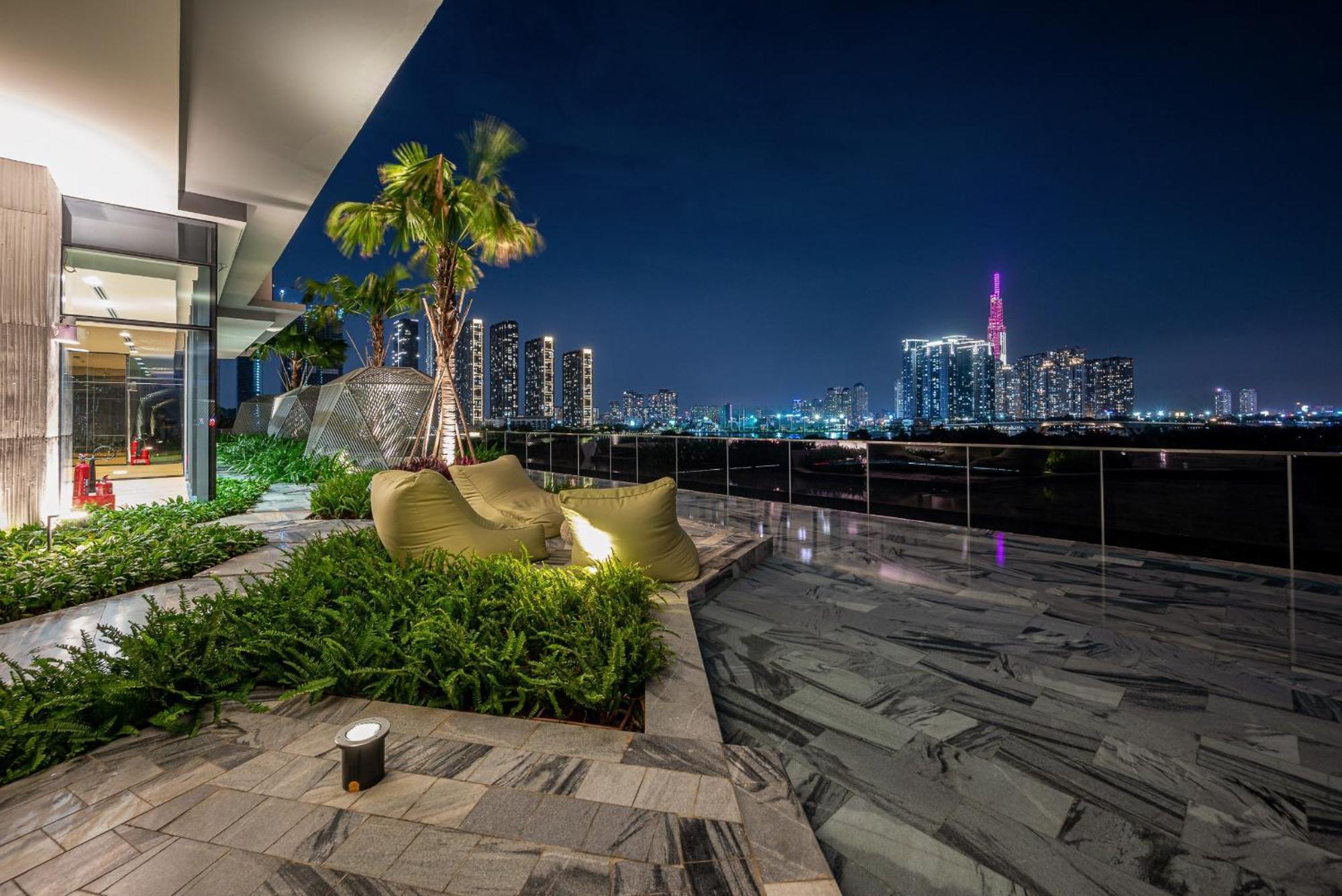 Metropole Saigon Apartment *
