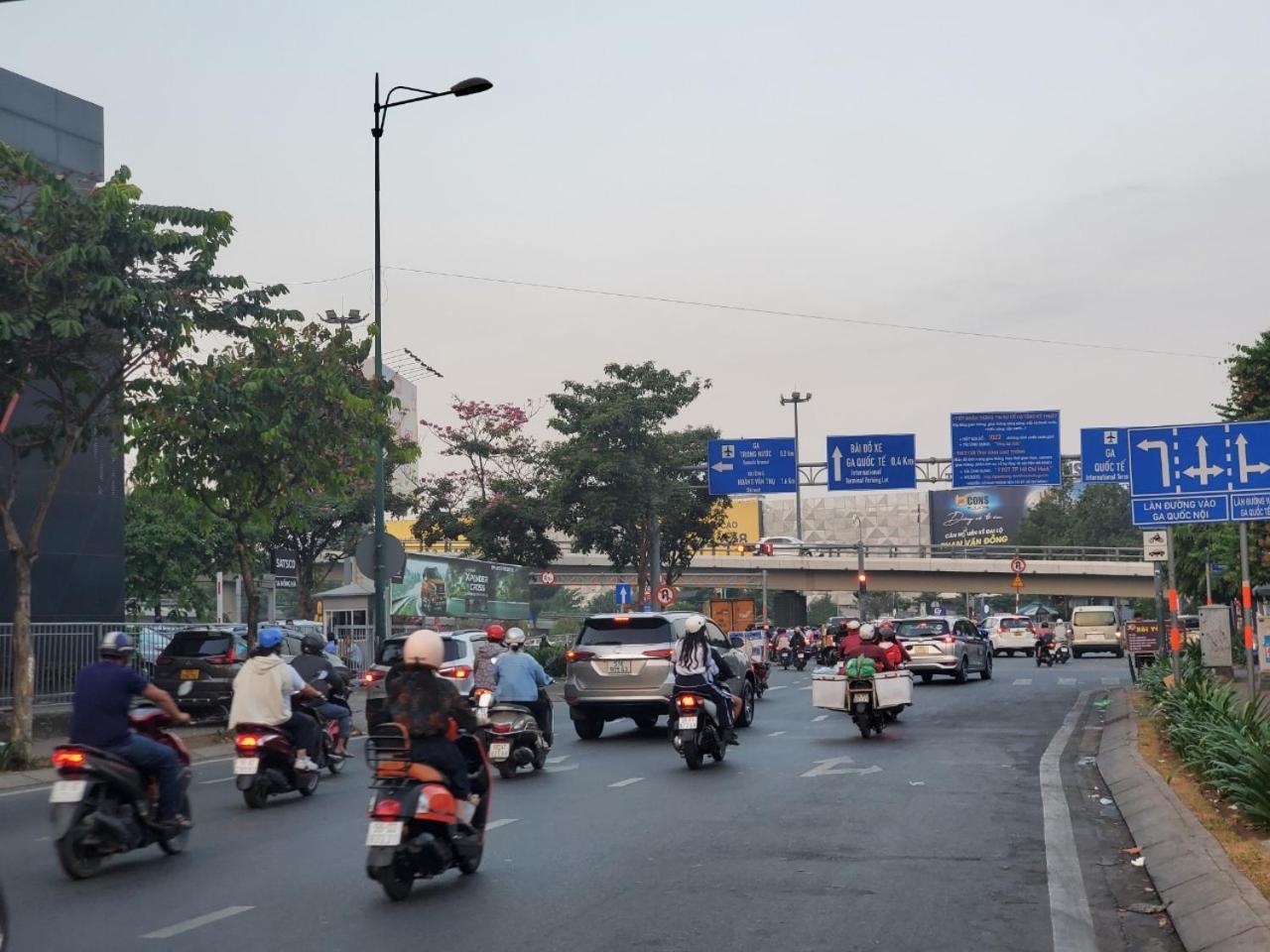 Mai Hoa Bandar Ho Chi Minh