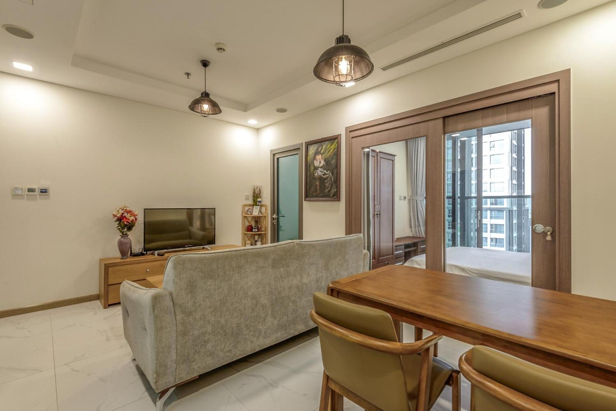 Landmark 81 And Vinhomes Panorama - Angia Hospitality Hotel