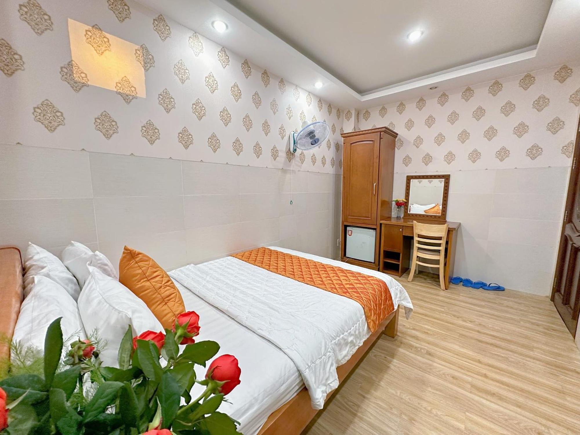 Love hotel Gia Bao 2 *