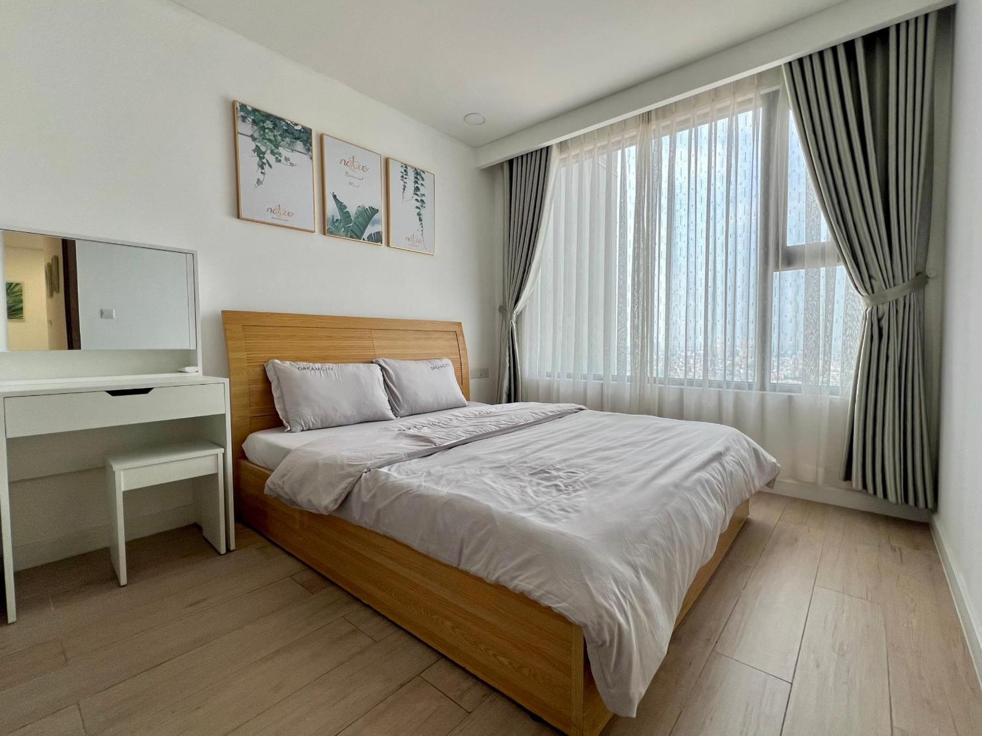 Apartment 2br In Kingdom101-district 10 Ho Chi Minh City
