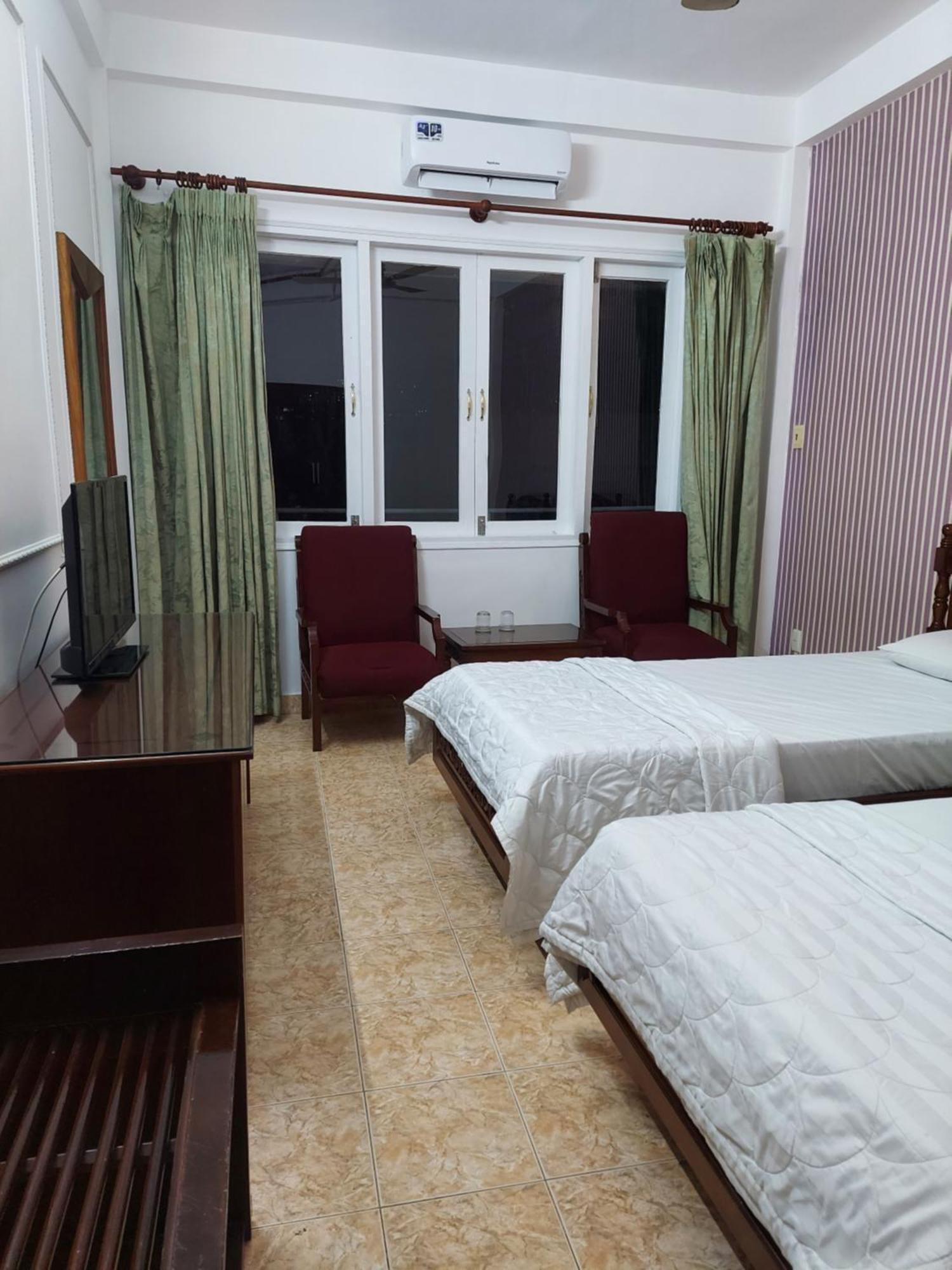 Khach San Trung Mai Ho Chi Minh City