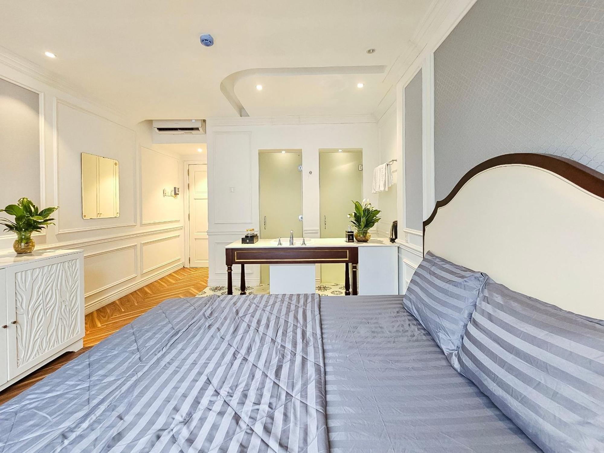 Khách sạn hẻo lánh Diamond Boutique 36 TP. Hồ Chí Minh