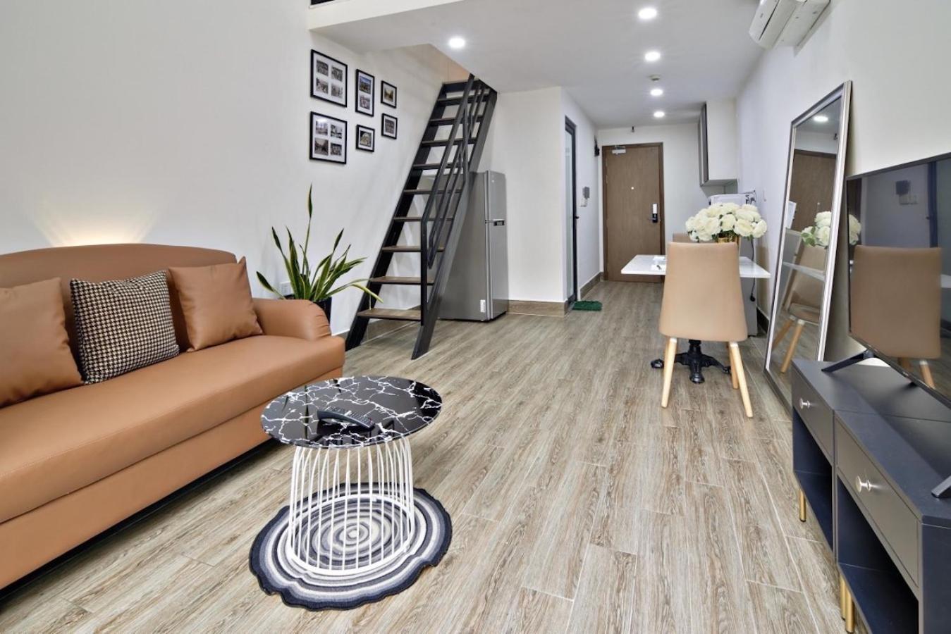 Apartment Emerald Millennium Free Pool Ho Chi Minh City