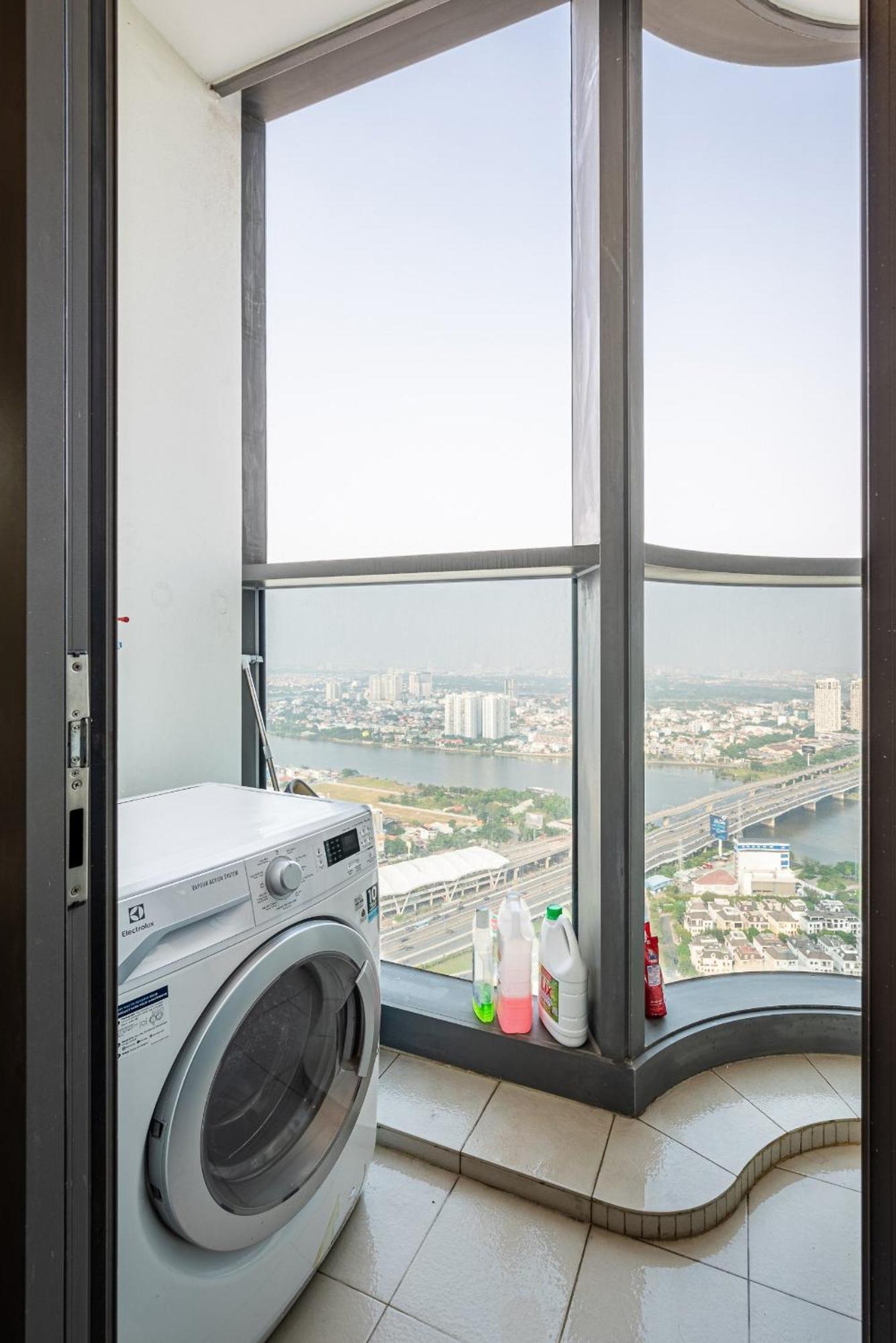 Hotel Landmark 81 And Vinhomes Panorama - Angia Hospitality 4*