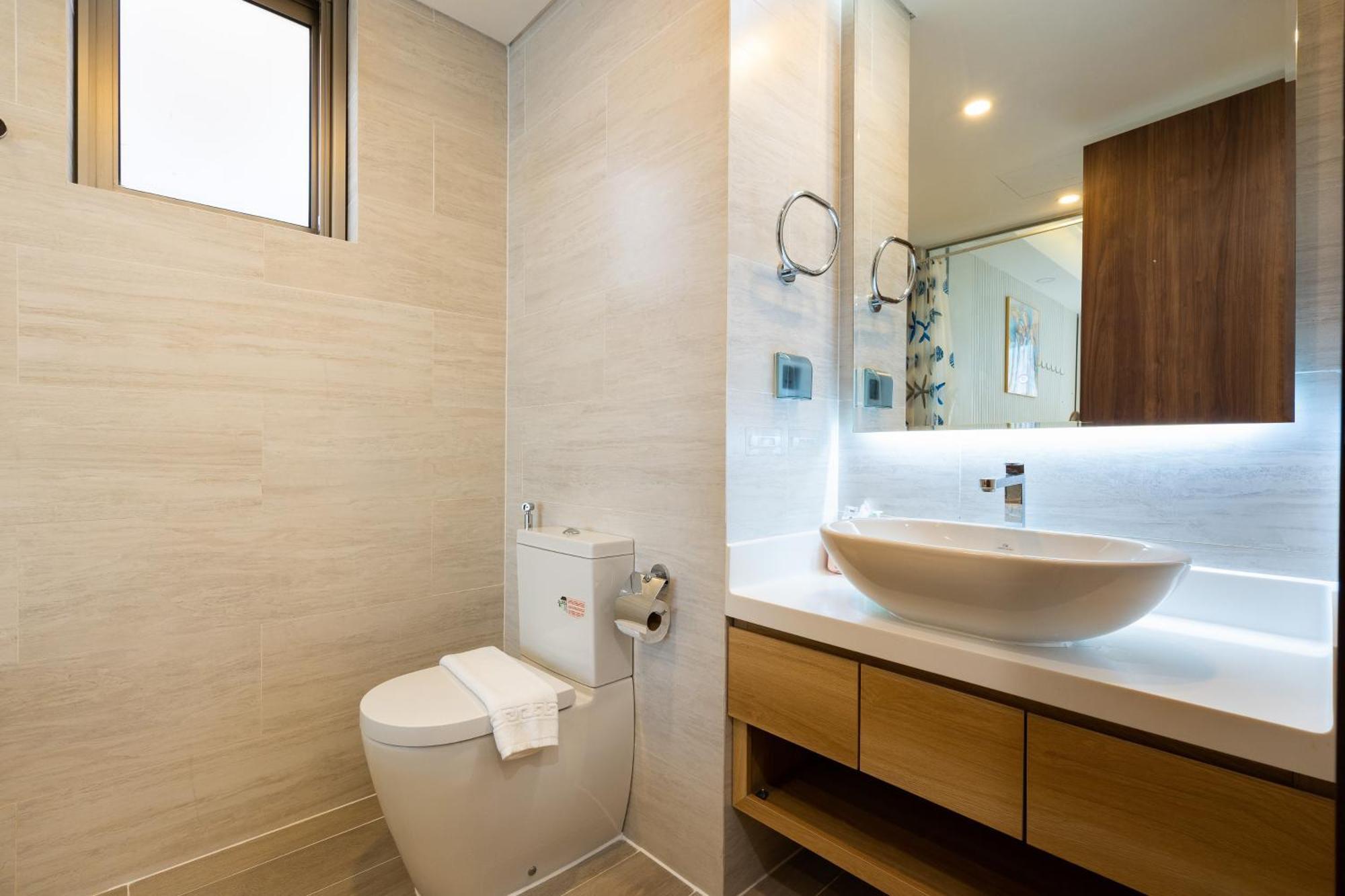 Convinia Luxury The Peak Midtown 5*