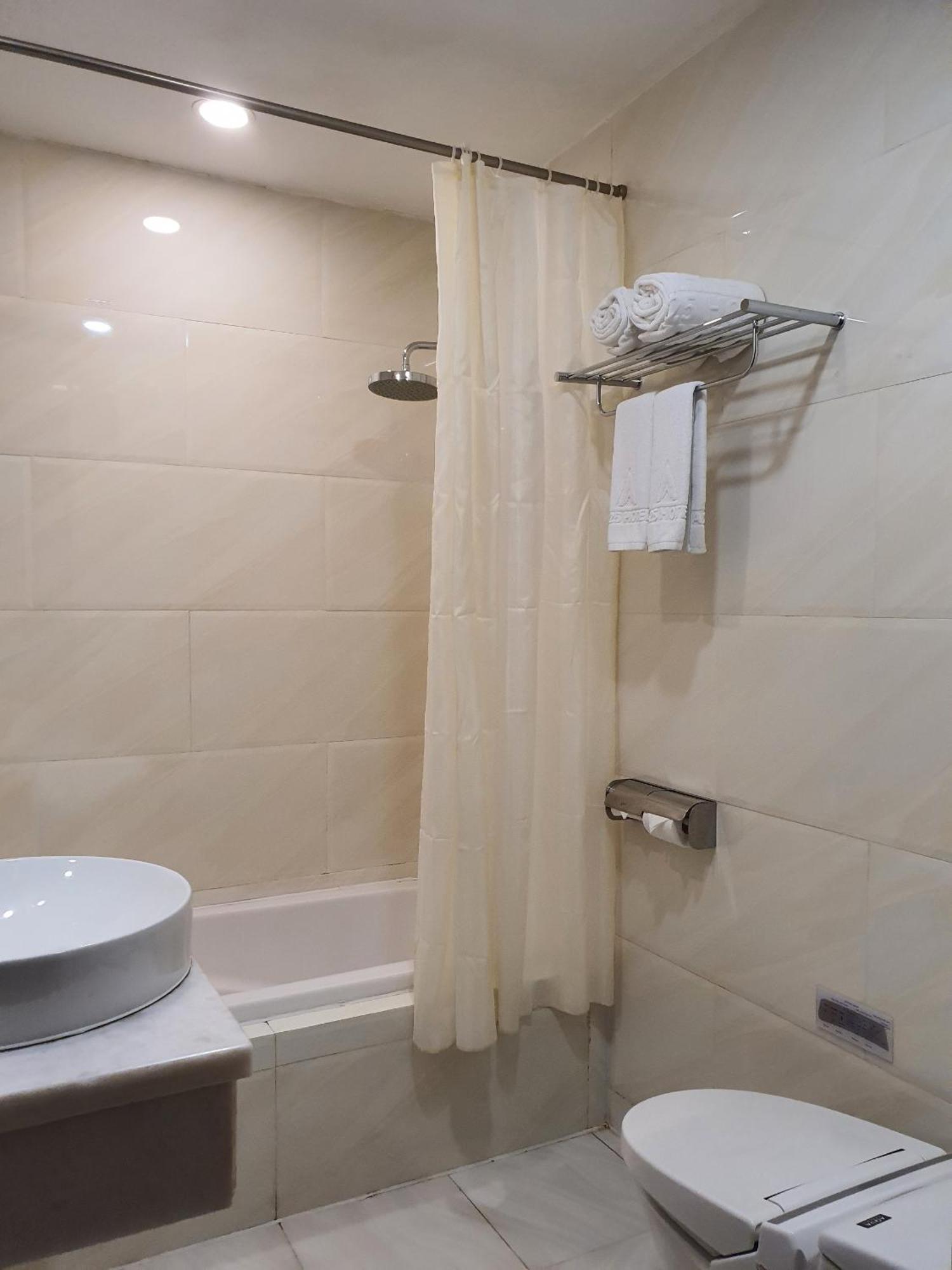 A25 - 29 Le Thi Hong Gam Ho Chi Minh City