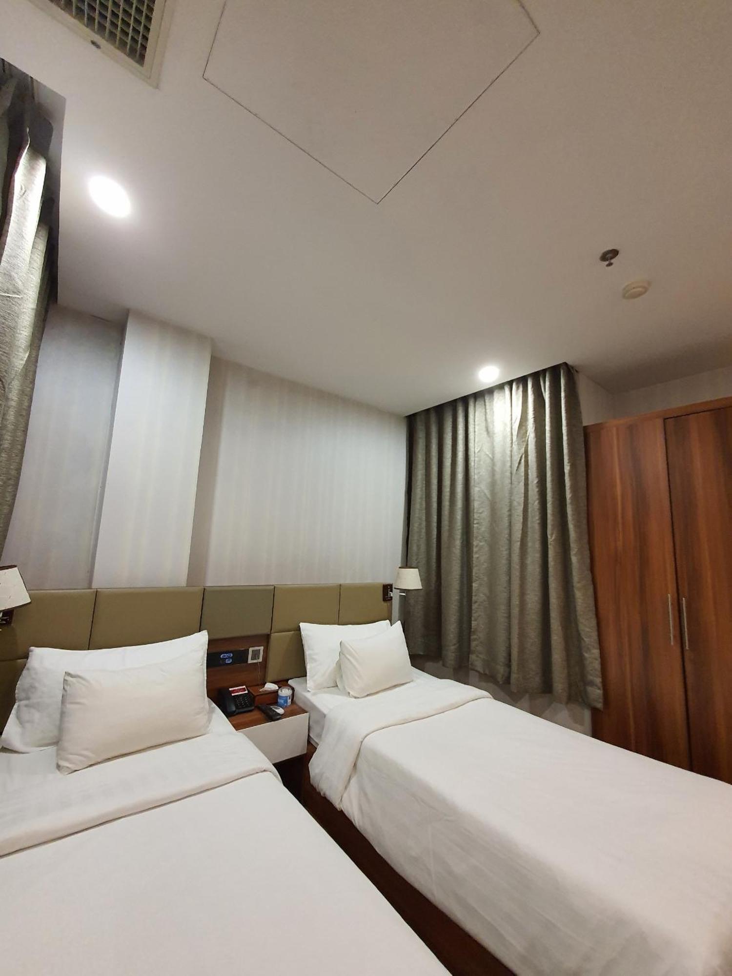 A25 - 29 Le Thi Hong Gam 3* Ho Chi Minh City