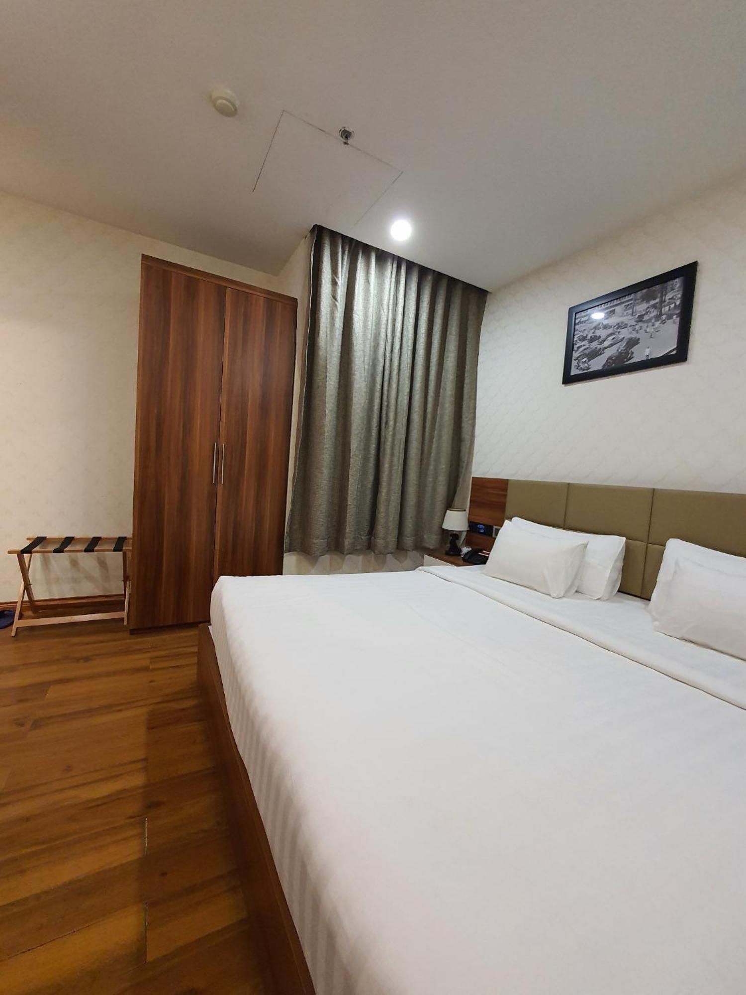 A25 - 29 Le Thi Hong Gam 3* Ho Chi Minh City