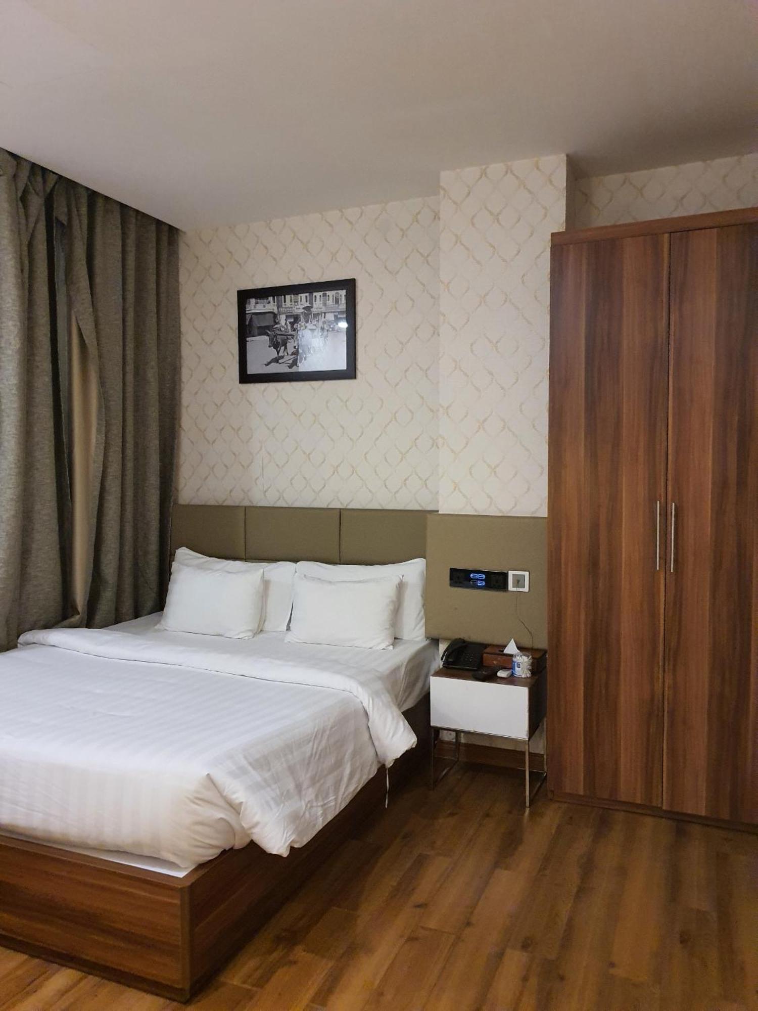 A25 - 29 Le Thi Hong Gam Hotel 3*