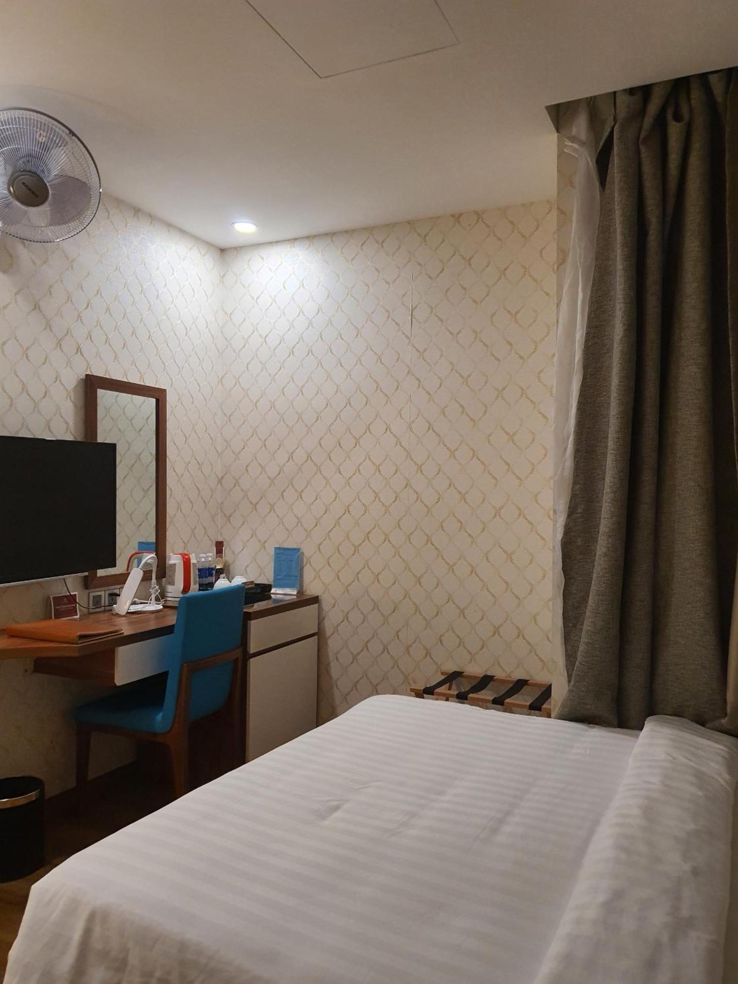 A25 - 29 Le Thi Hong Gam 3* Ho Chi Minh City