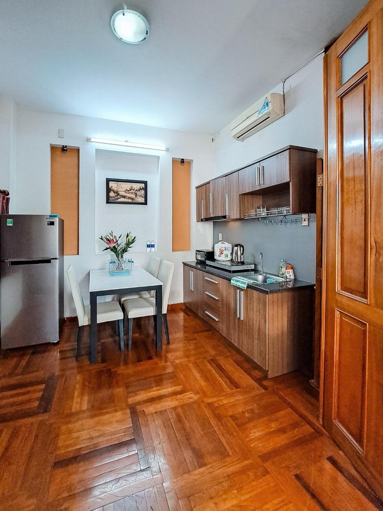 De Art -303 Apartment *