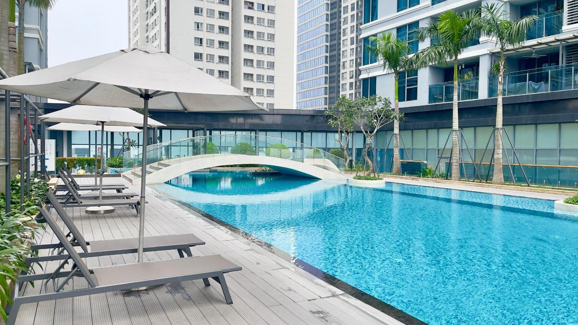 Sunwah Pearl Luxury 3 Bedrooms With The Landmark 81 View And Swimming Pool * TP. Hồ Chí Minh