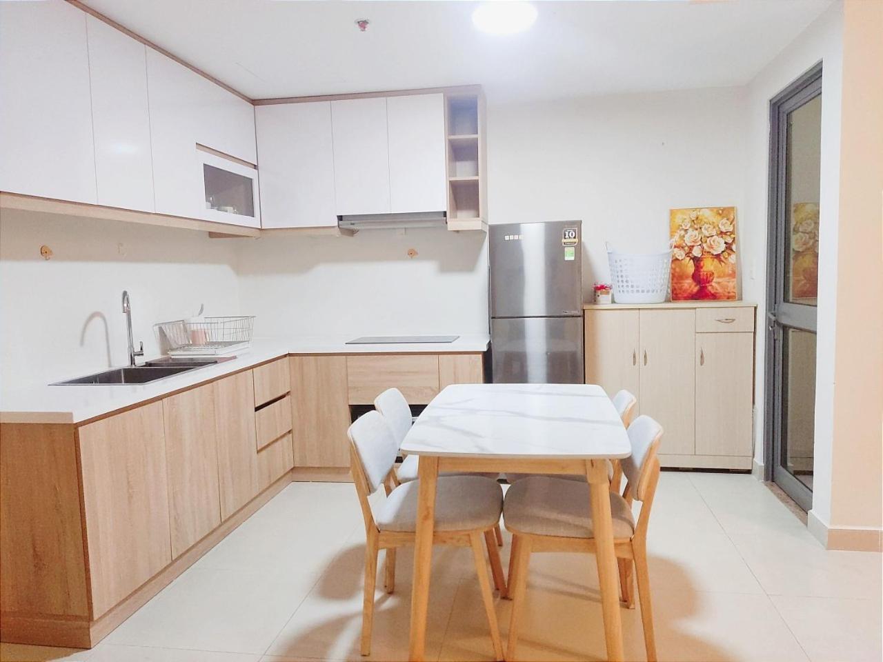 The Second Homes - Masteri Thao Dien Apartment