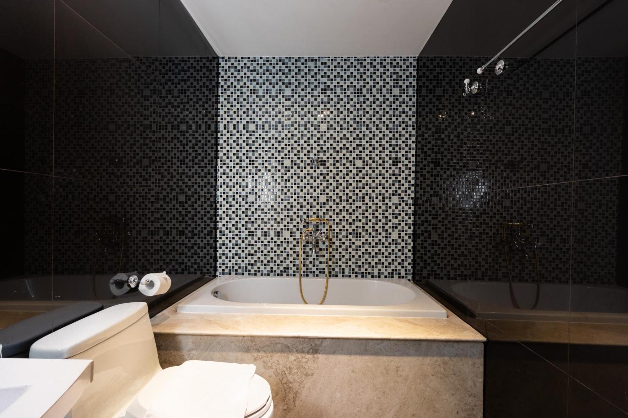 Leman Luxury By M Suites Ho Chi Minh City