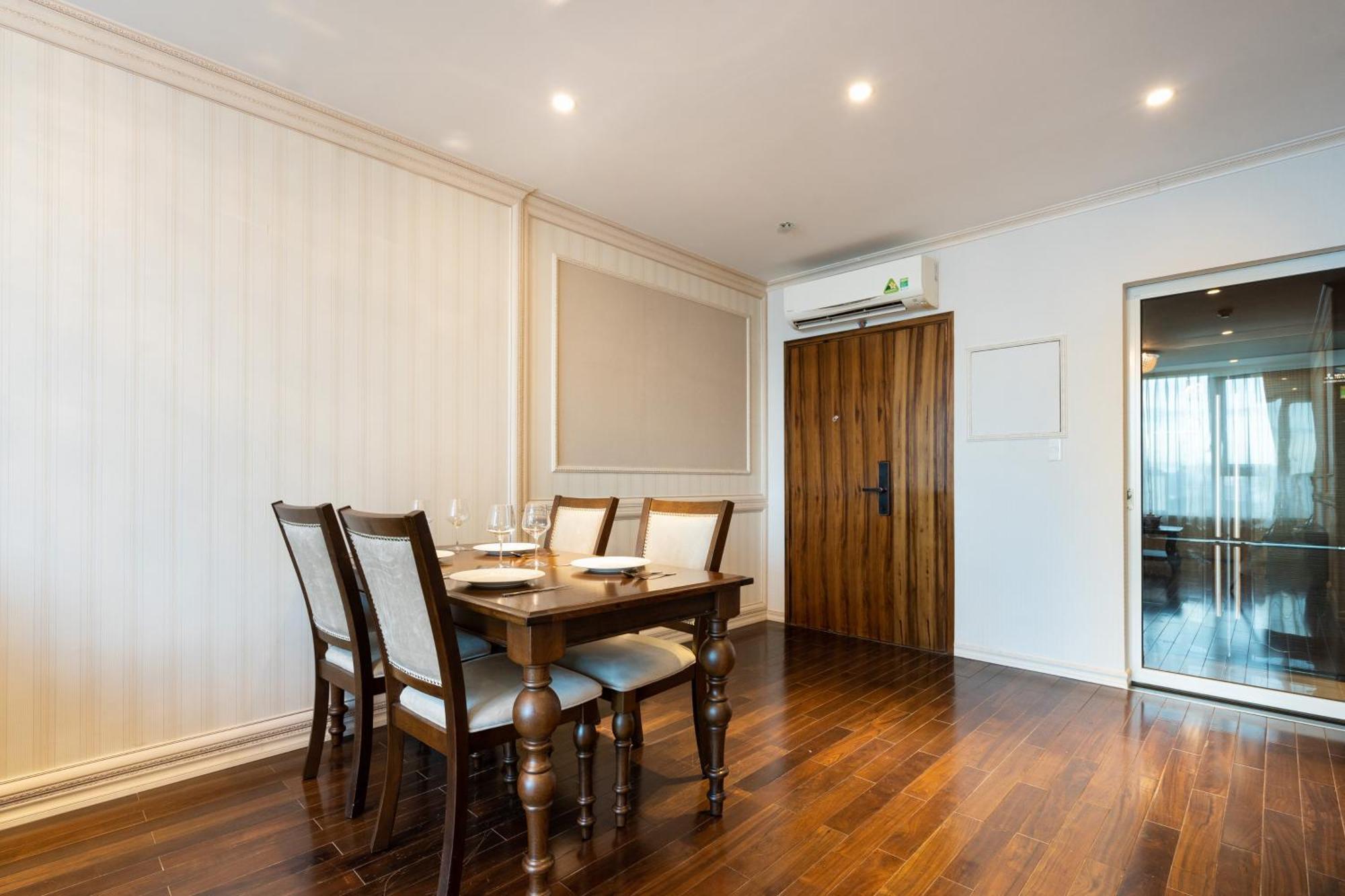 Leman Luxury By M Suites *