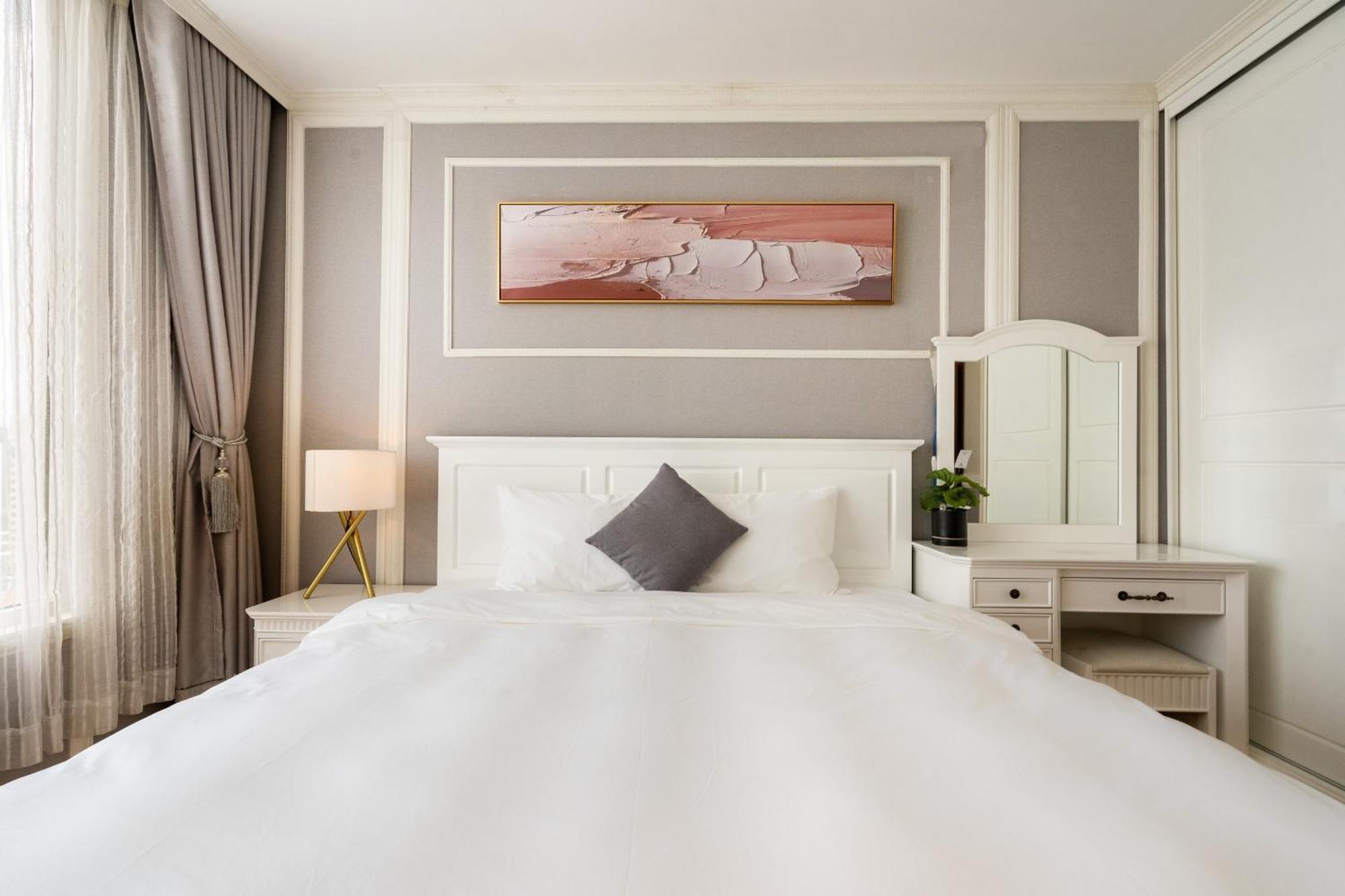 Leman Luxury By M Suites