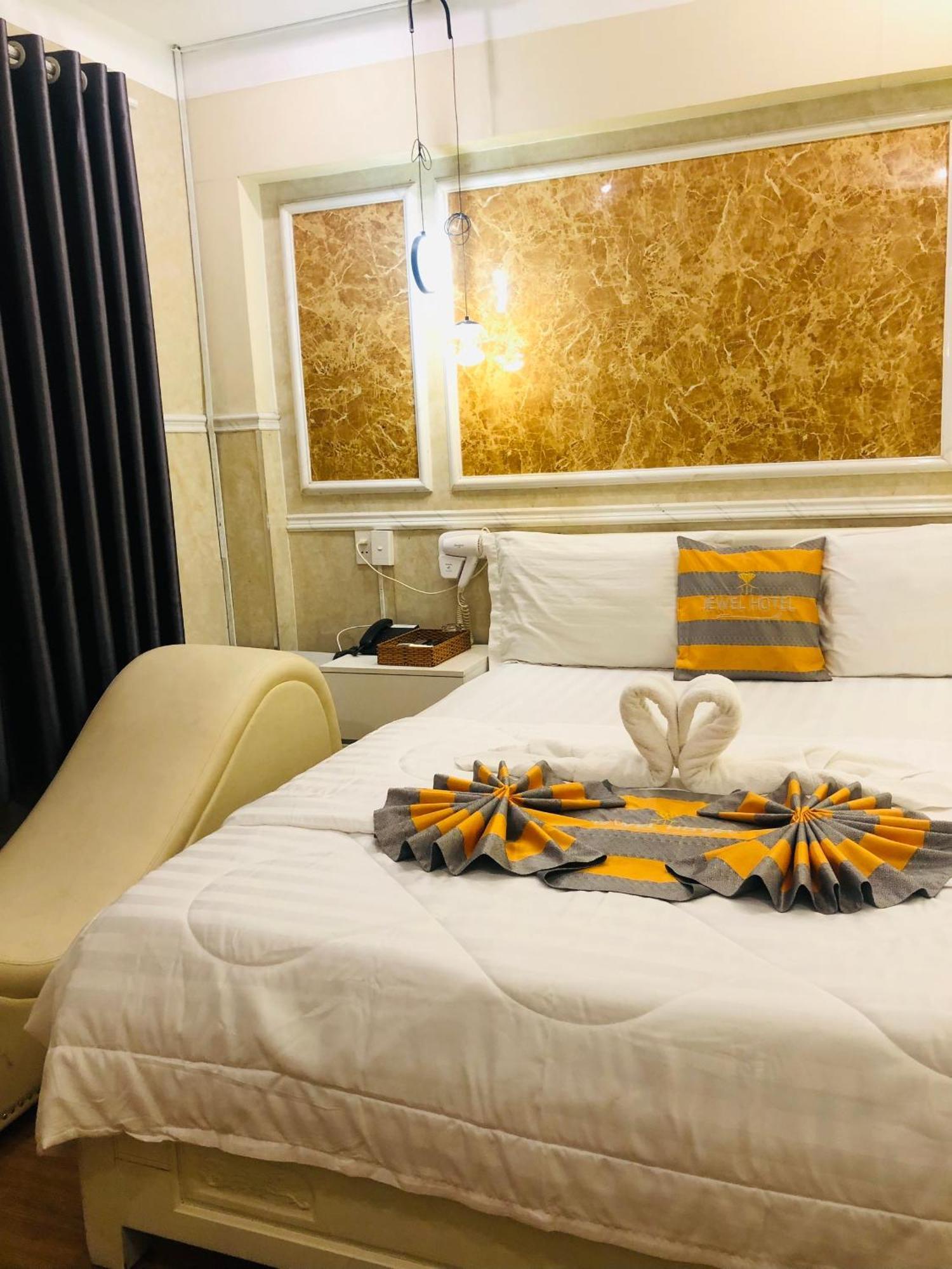 Hotel Jewel *