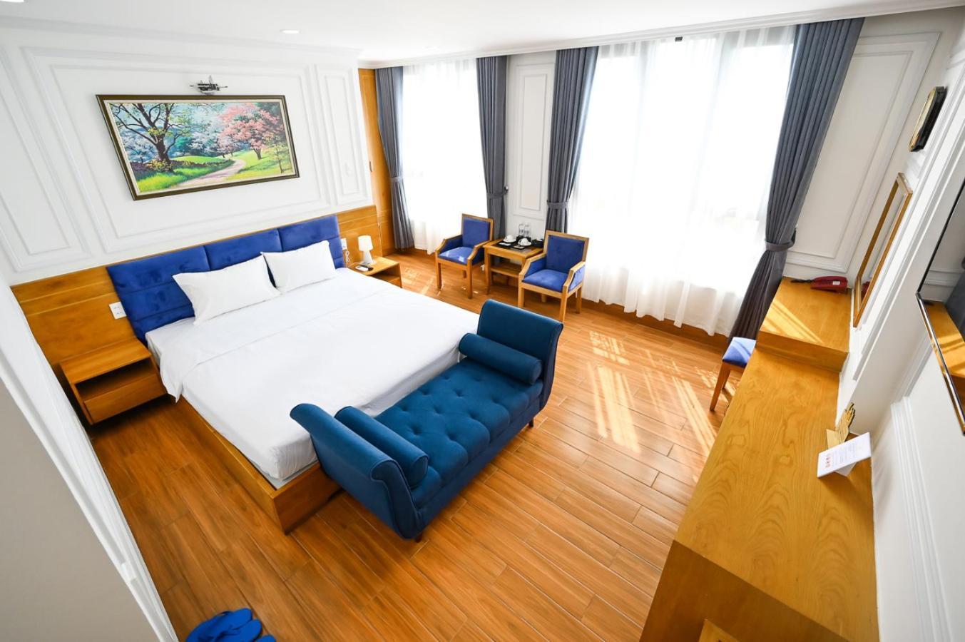 Hotel Vivian Airport Saigon Ho Chi Minh City