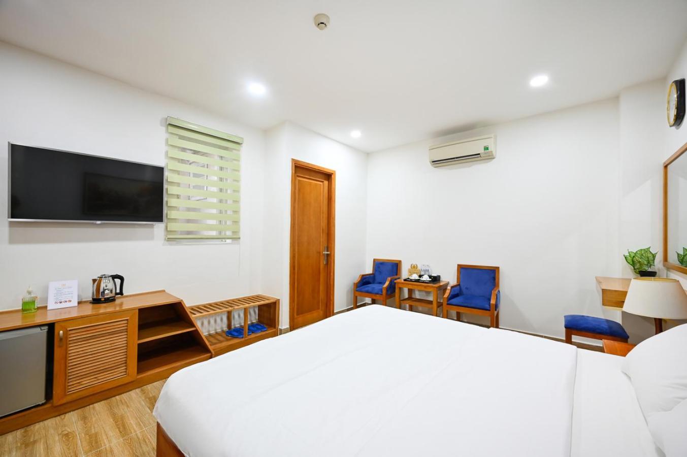 Hotel Vivian Airport Saigon