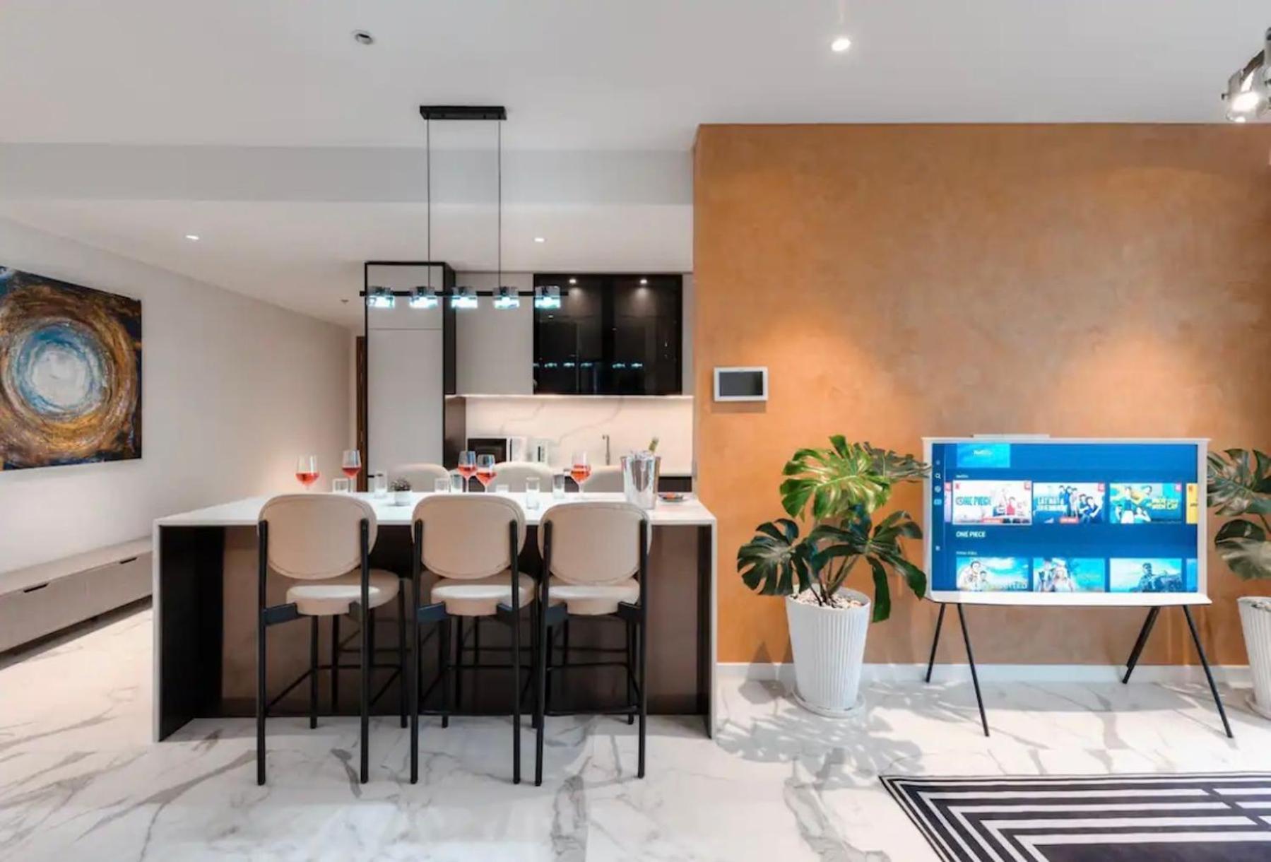 The Metropole -complex 