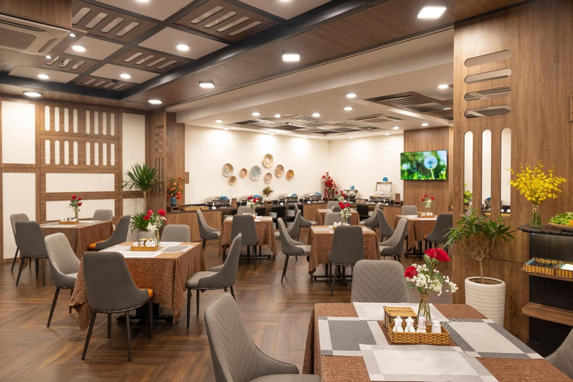 Viet Lotus Saigon TP. Hồ Chí Minh