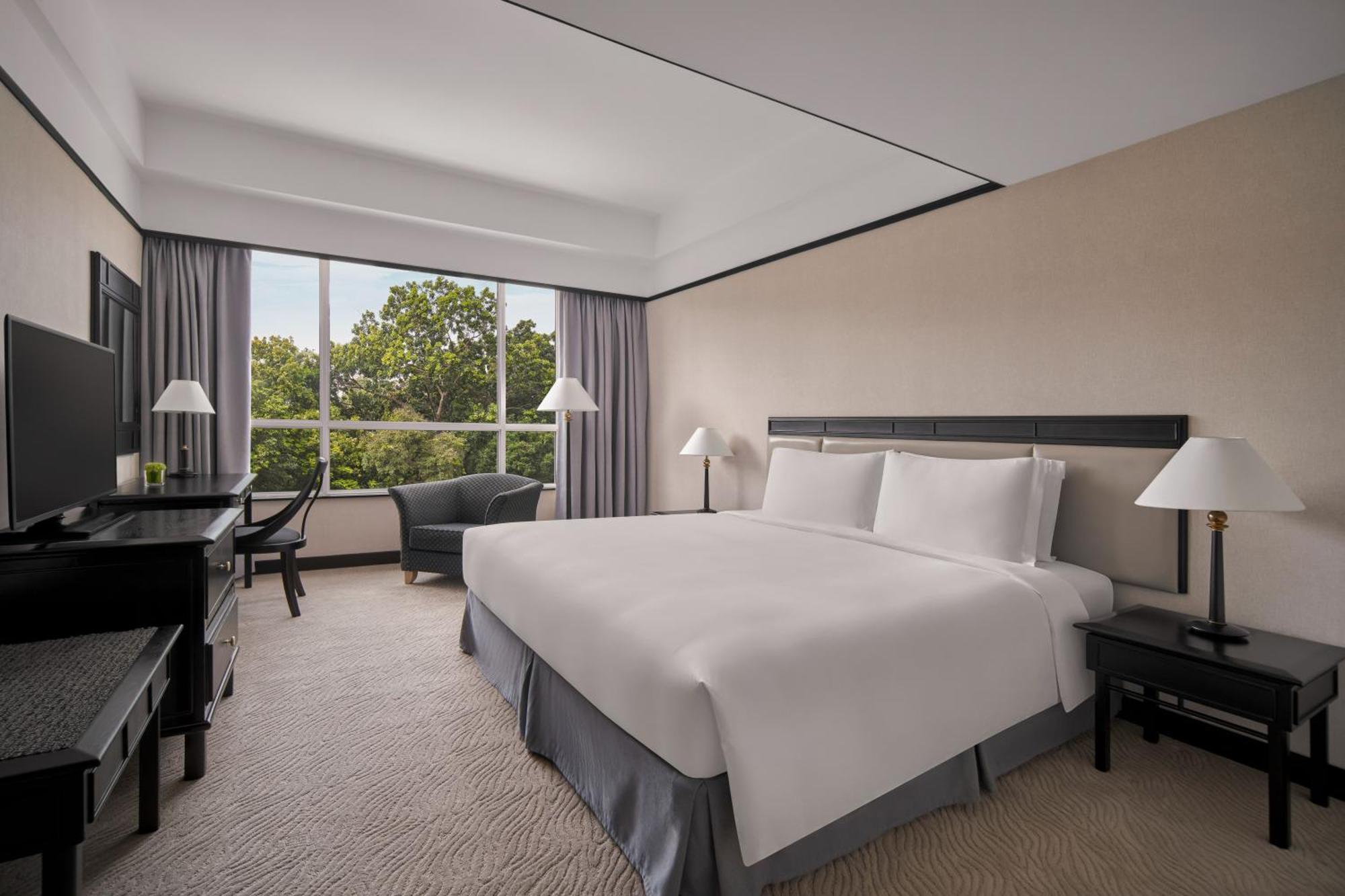 New World Saigon Hotel 5*