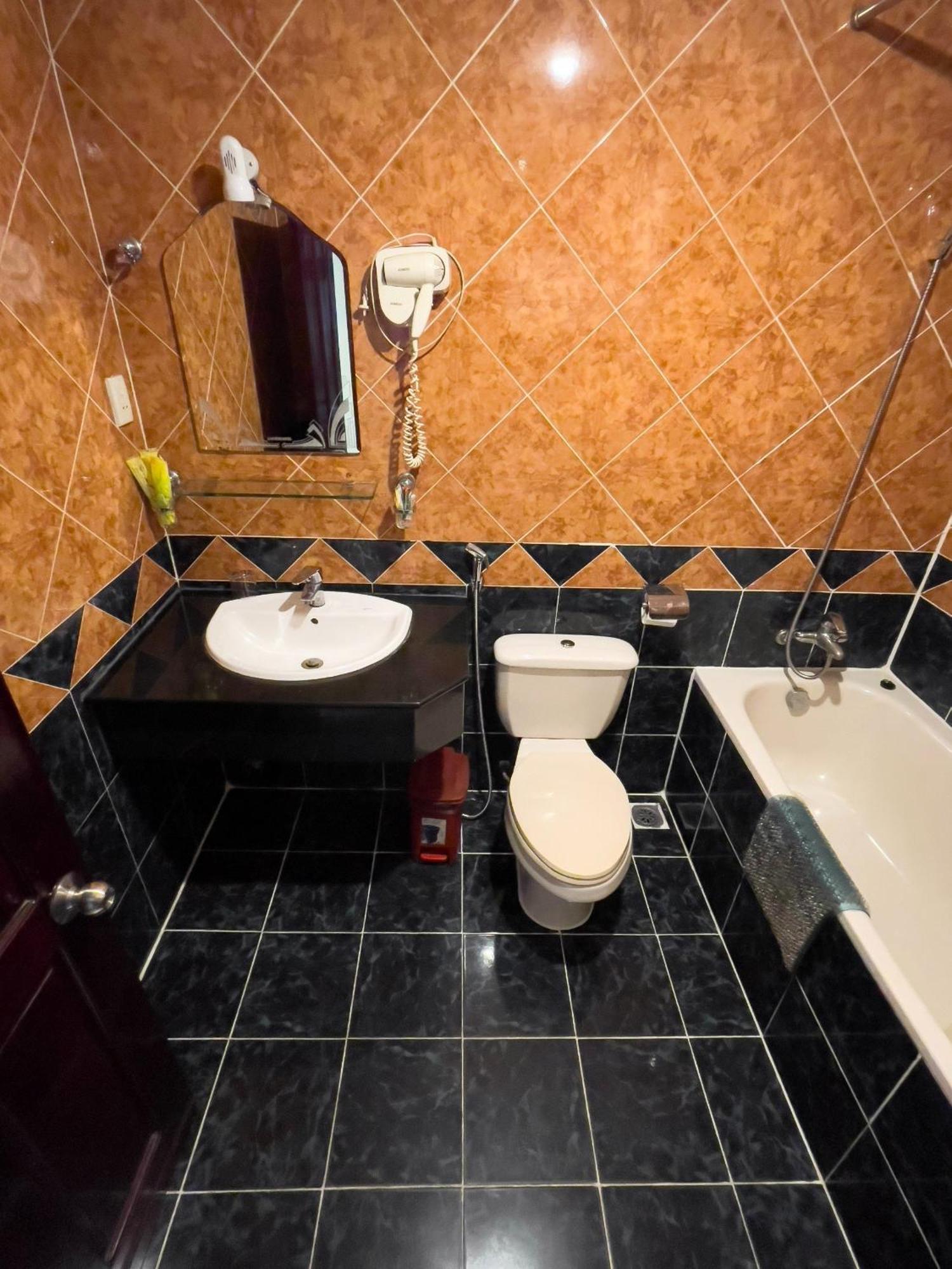 Hotel Little Brick Saigon 2*