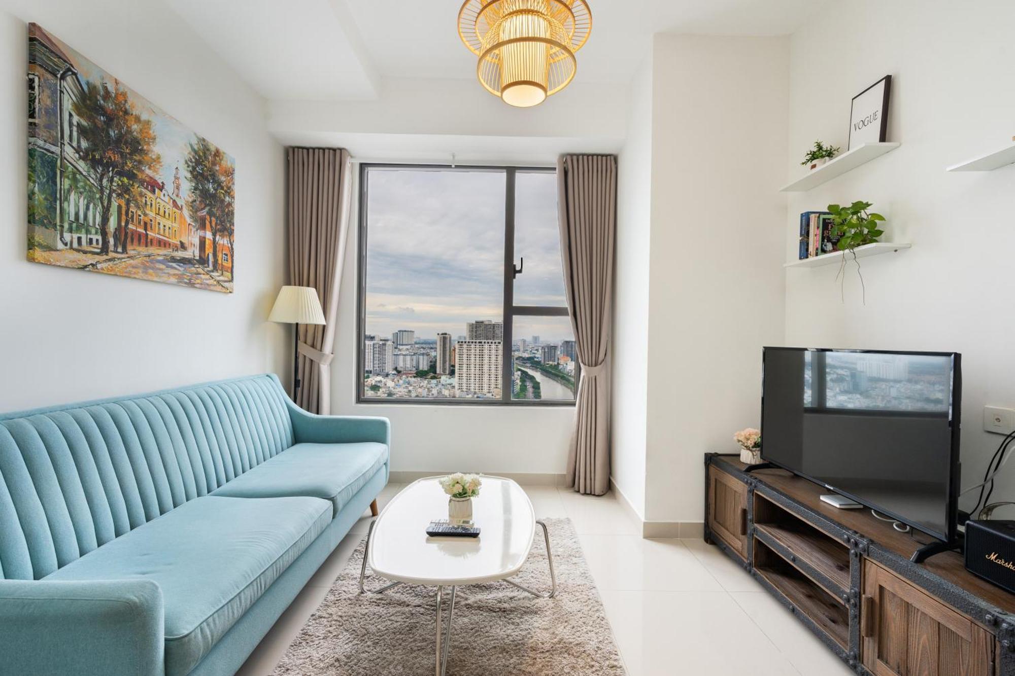 Infinity Pool Signature - Saigon Rivergate Apartment Ho Chi Minh City