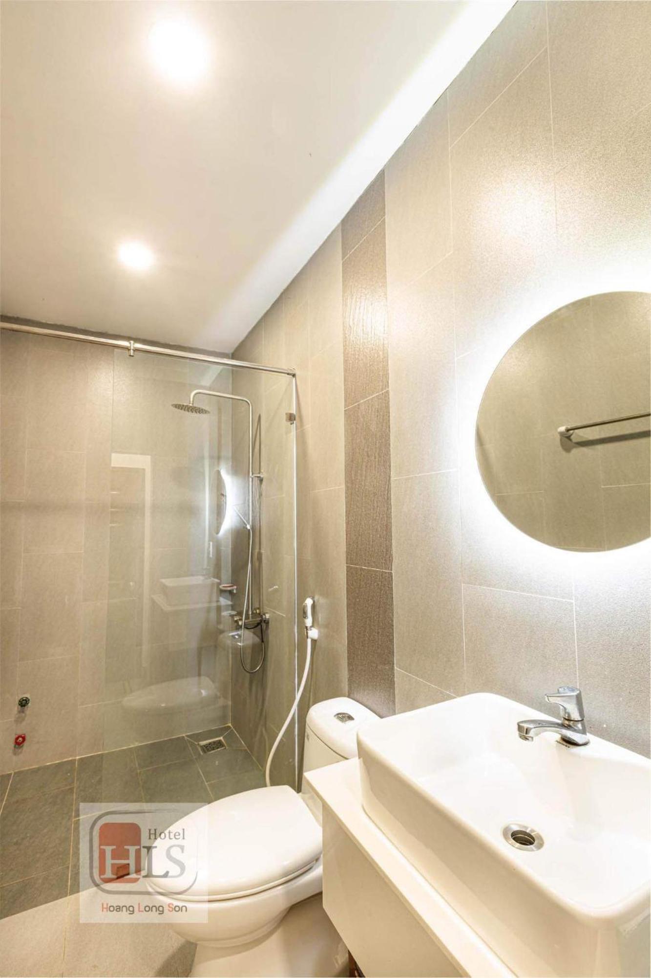 Hoang Long Son 2 2* TP. Hồ Chí Minh