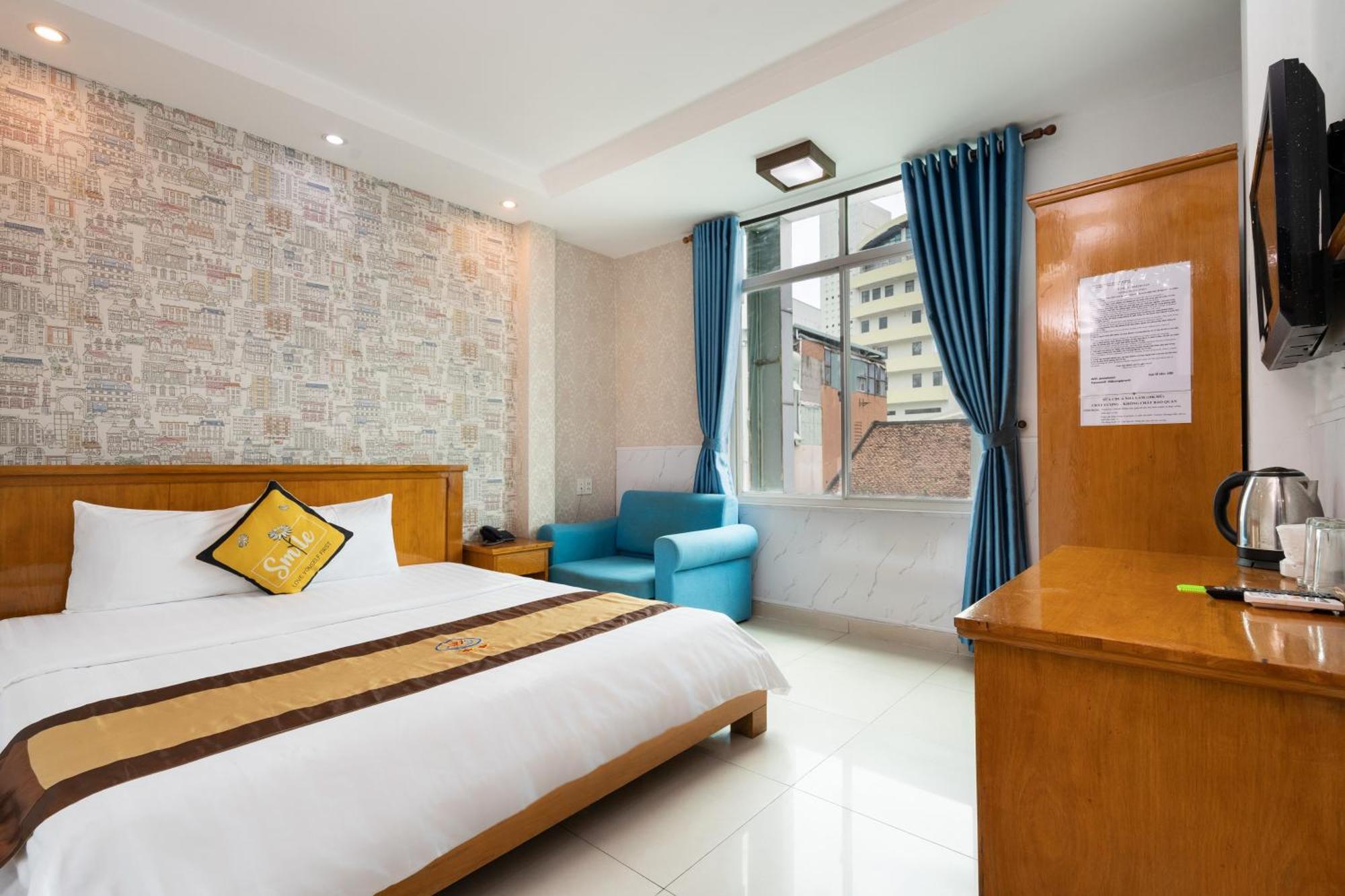 Hotel Janus 168 *