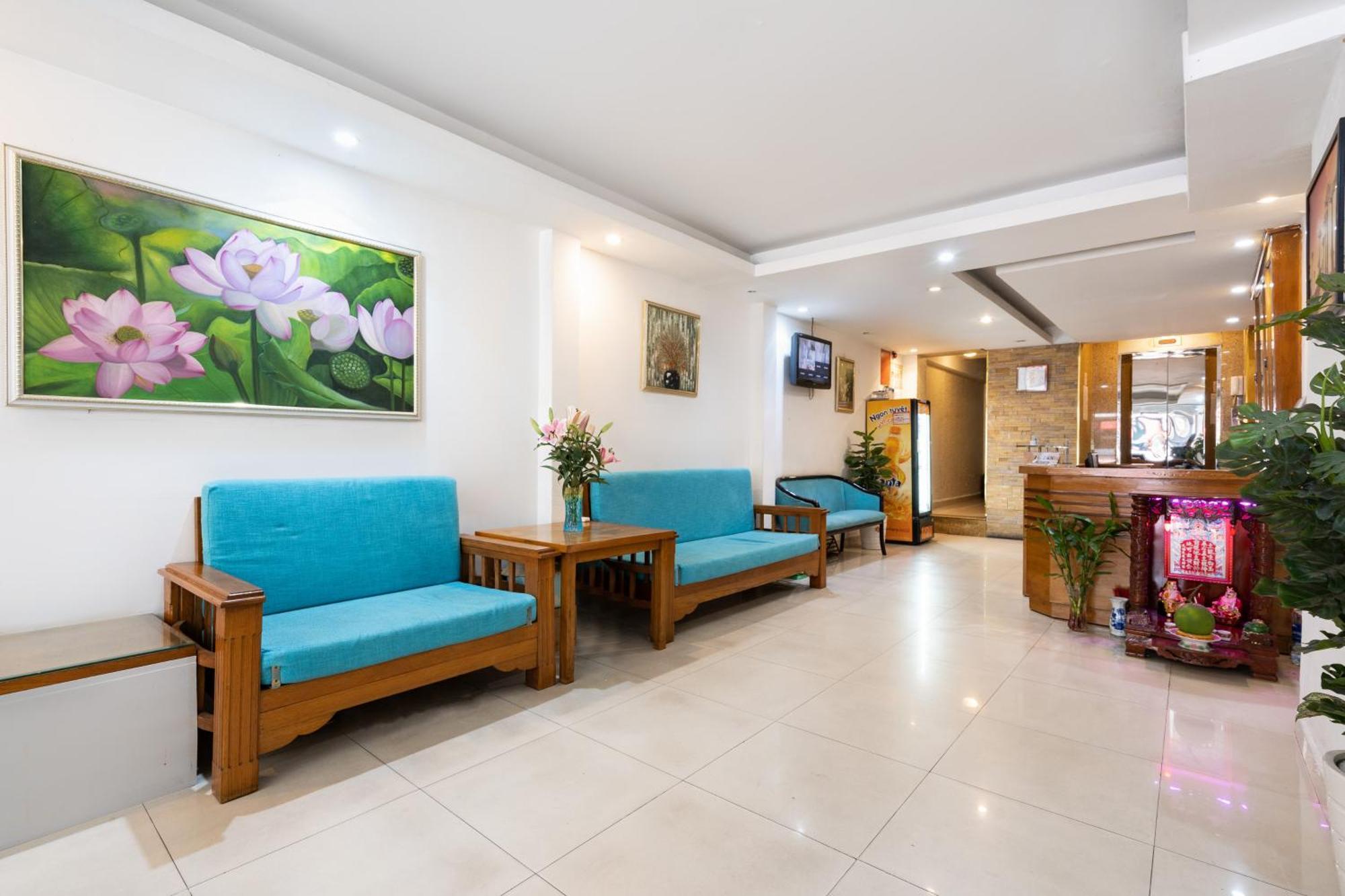Janus 168 Hotel *