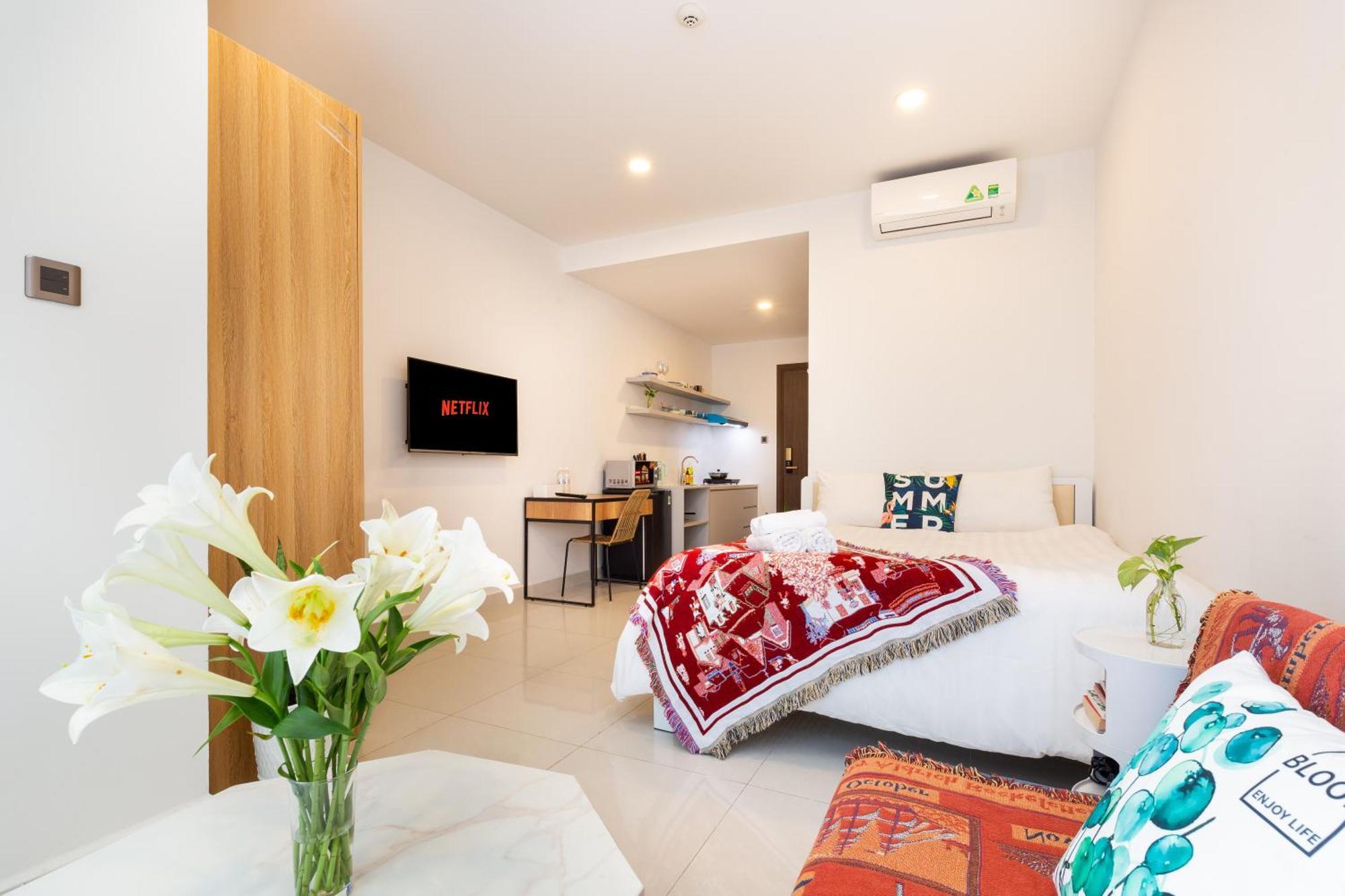 Ct Royal At Saigon Centre Apartment
