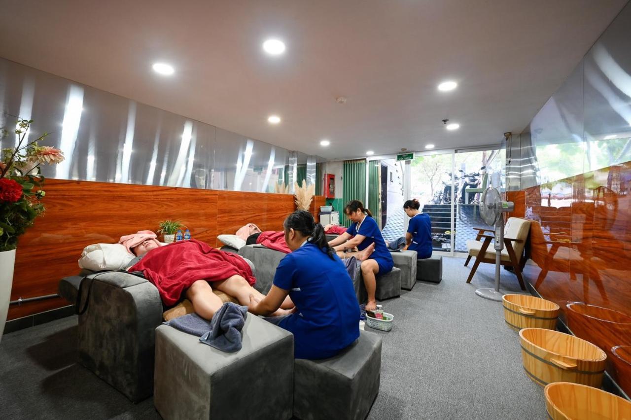 Pearl Hotel- Near Nguyen Hue Street Hotel 3*