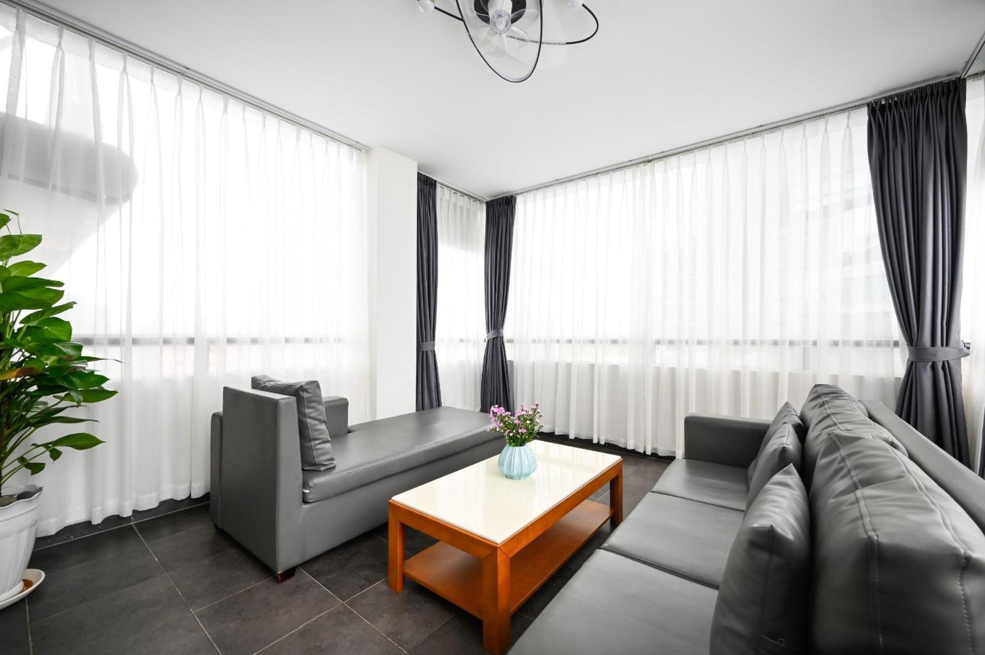 Hotel Pearl Hotel- Near Nguyen Hue Street 3*