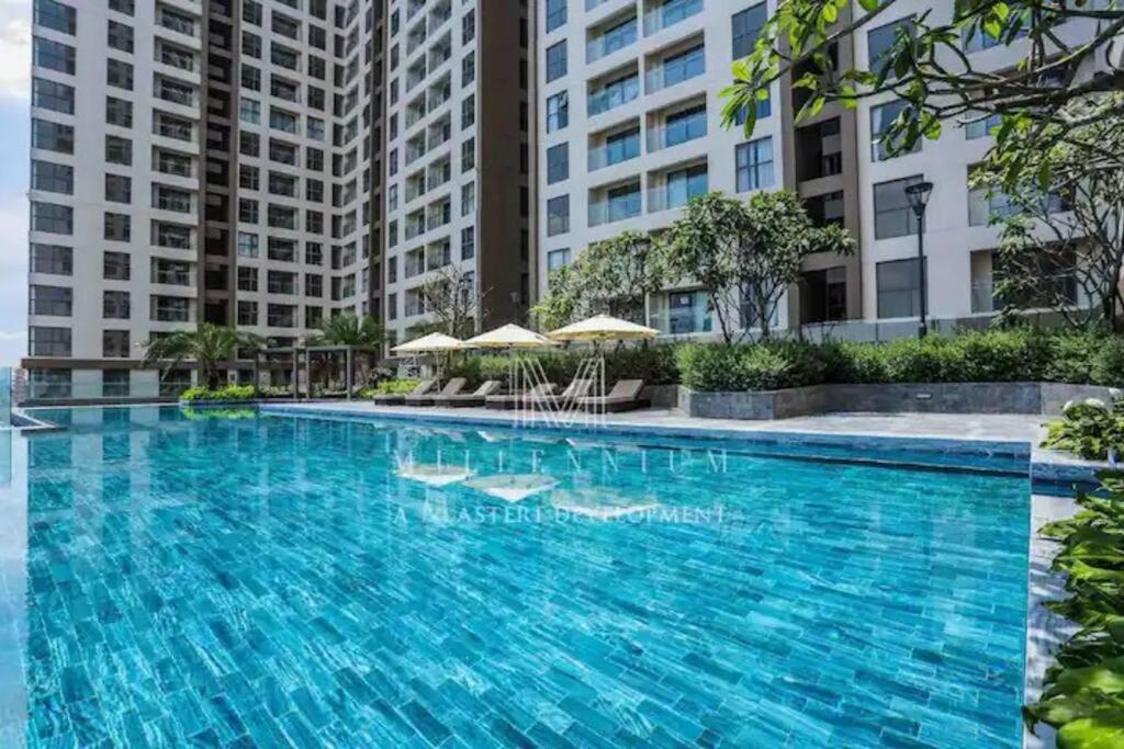 Amber Luxury Millennium Free Pool Apartment *