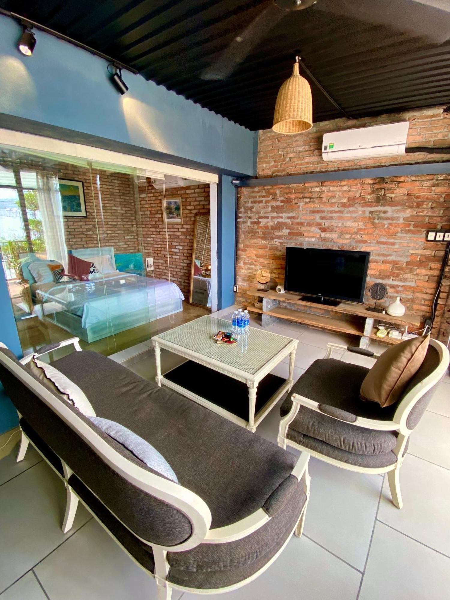 The Palmian Center Serviced * Bandar Ho Chi Minh