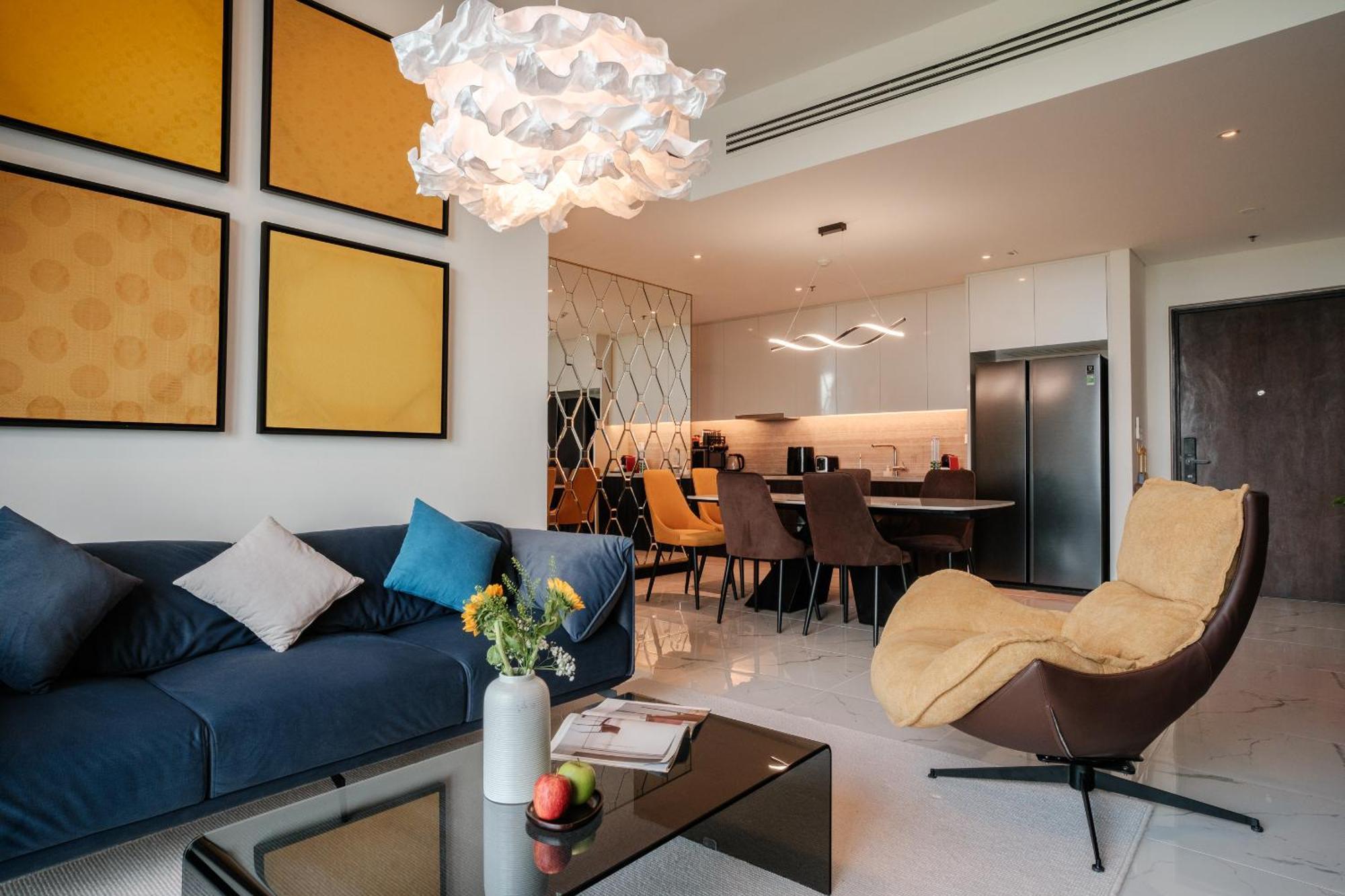 Lux Executive @ Empire By Circadian *
