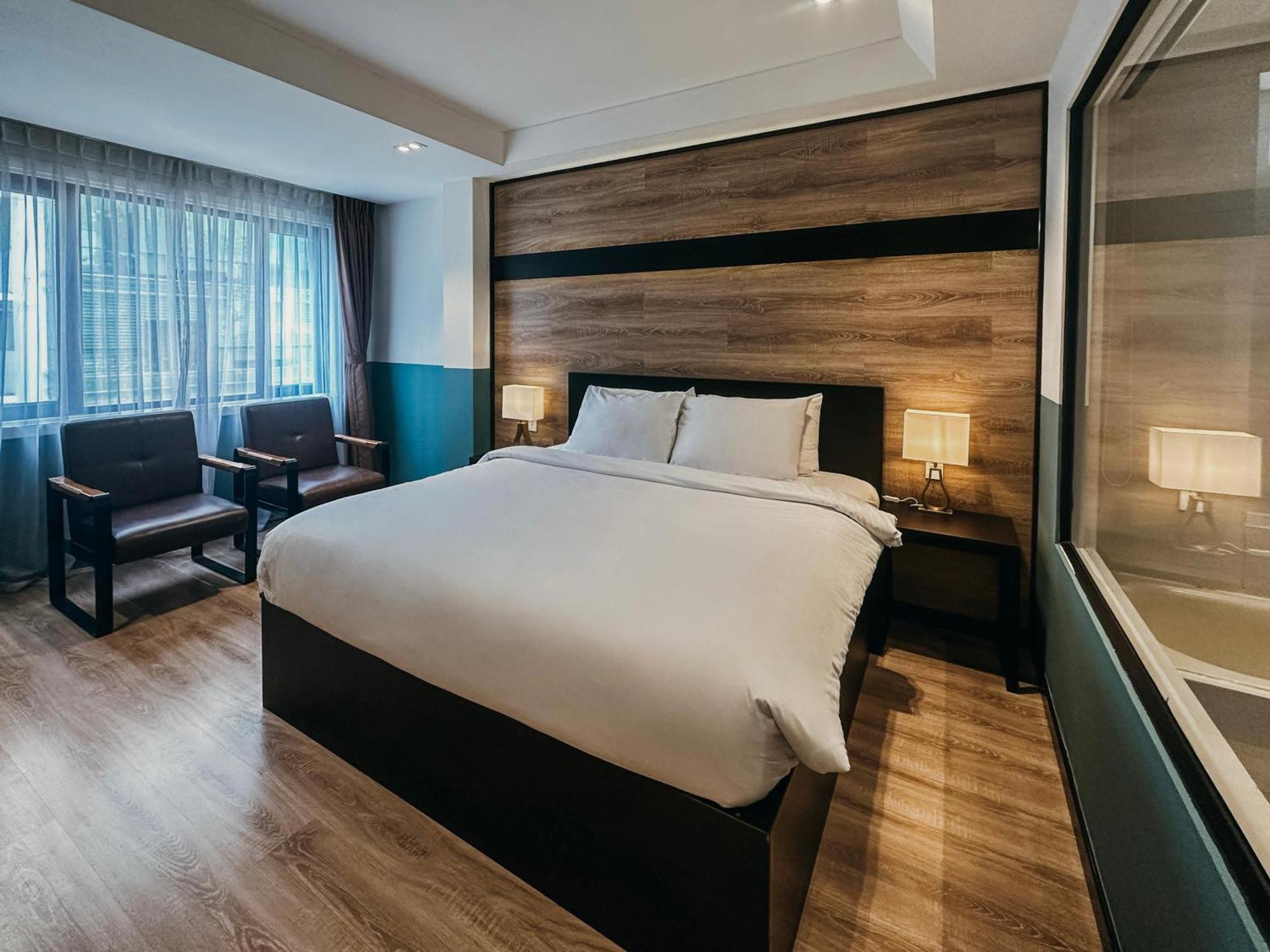 Chotel Ben Thanh 3*