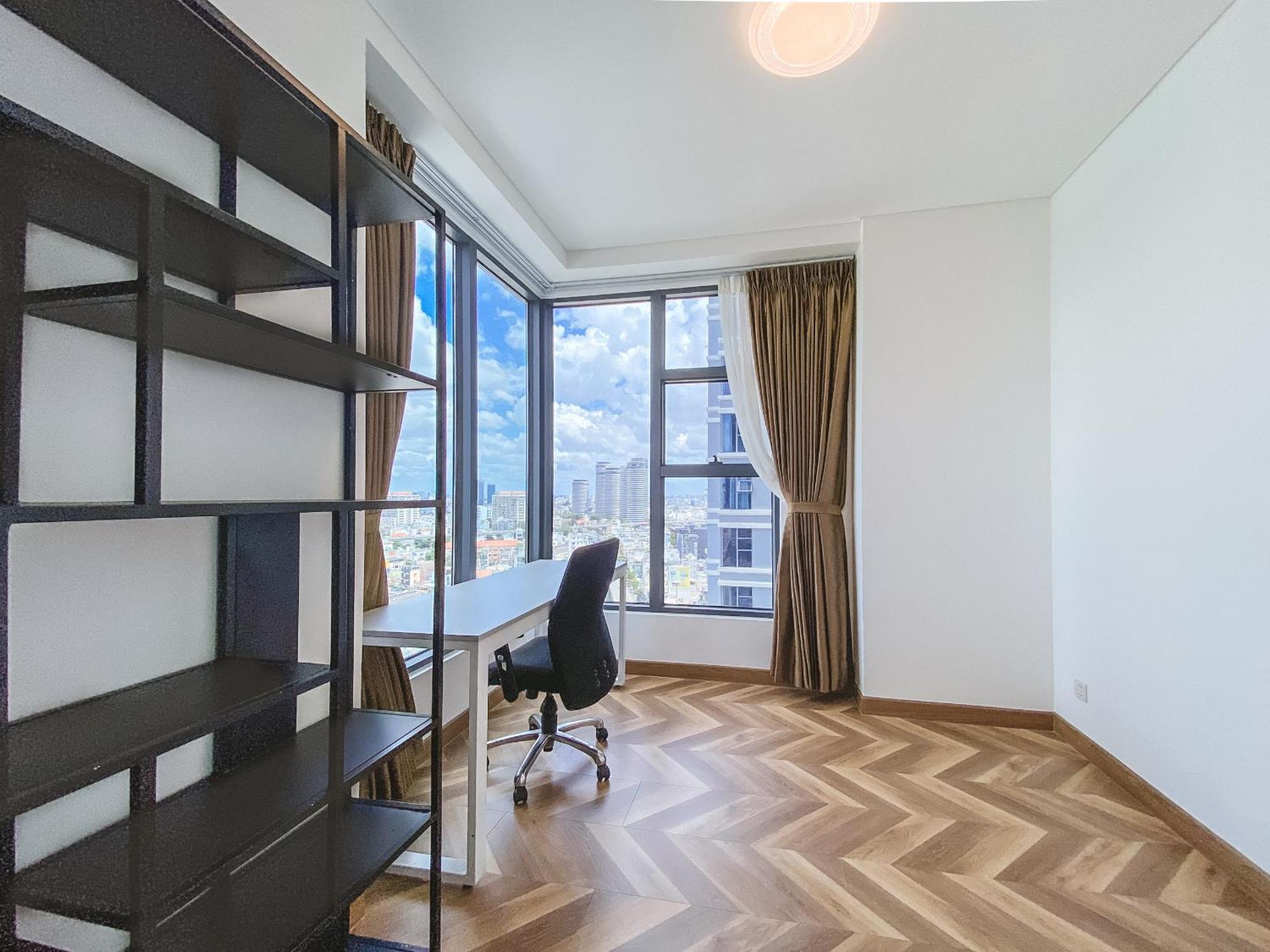 Zeus Living - Cozy 3 Bedroom In Sunwah Pearl Apartment