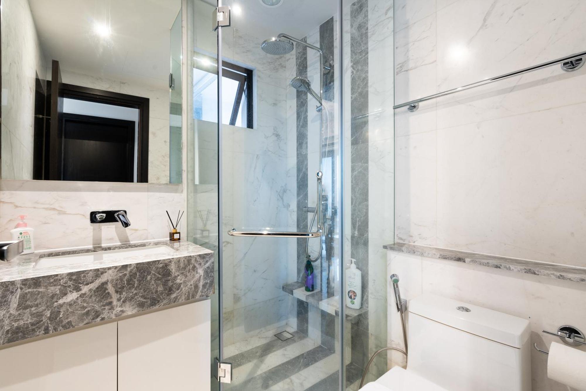 Luxury Gold - D1mension & Zenity In District 1 Apartment *