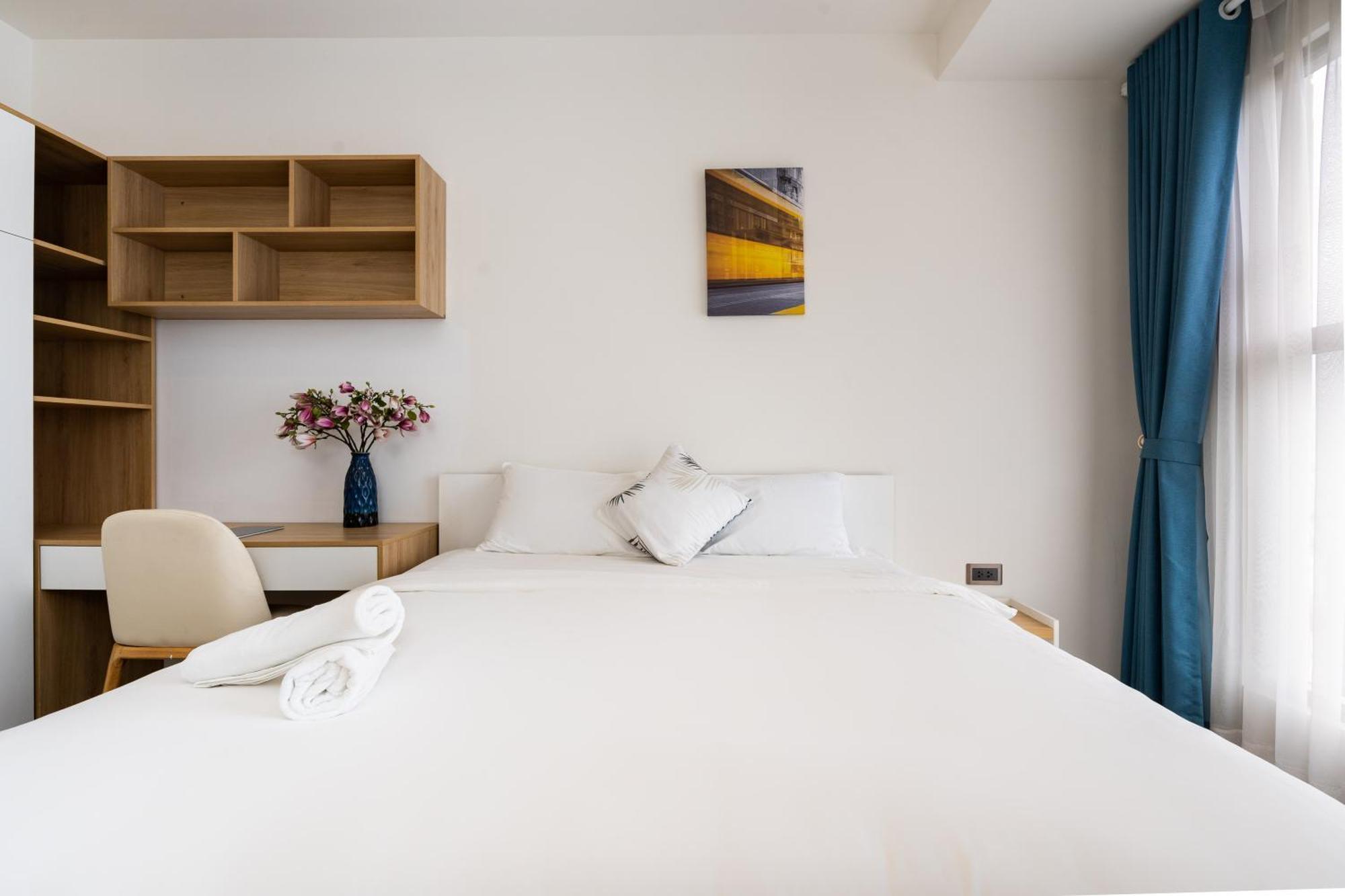 Saigon Royal 2 Bedrooms Amazing View For Over 30 Nights Apartment